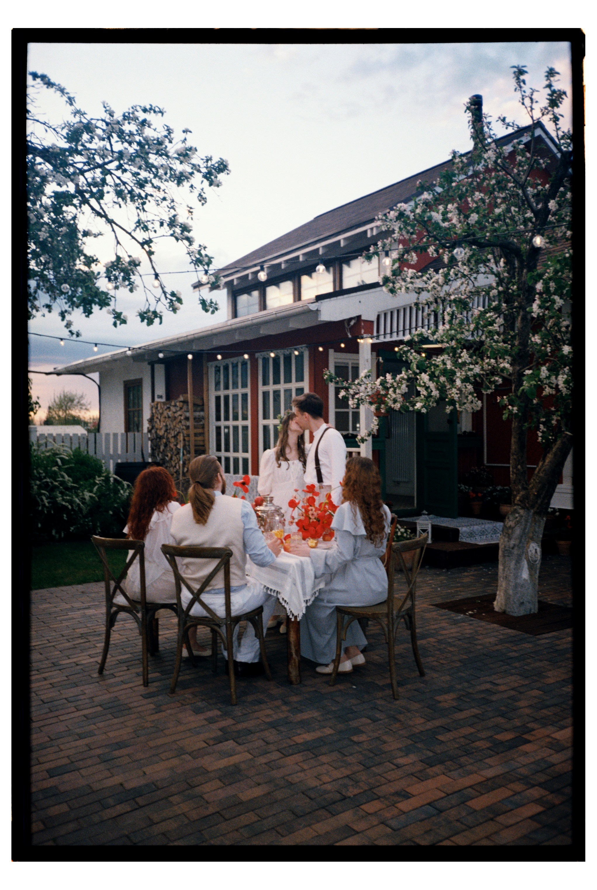 Фото на плёнку. Вера Пьянцева семейный, свадебный и парный фотограф в Санкт-Петербурге
