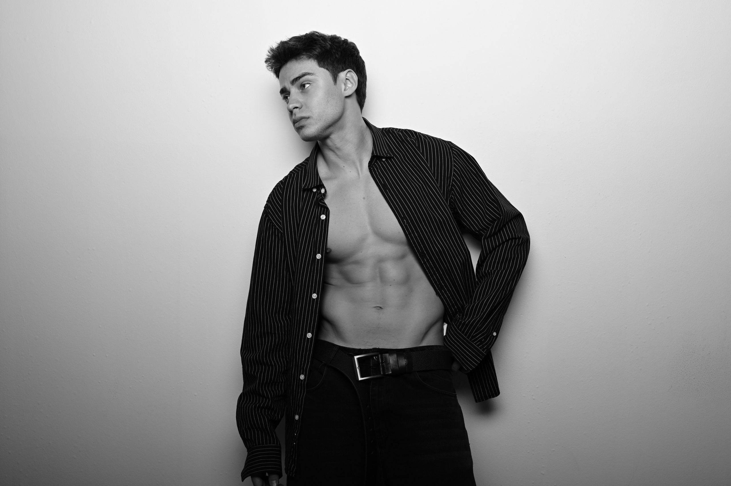 Артём. Портретный и мужской фотограф в Новосибирске