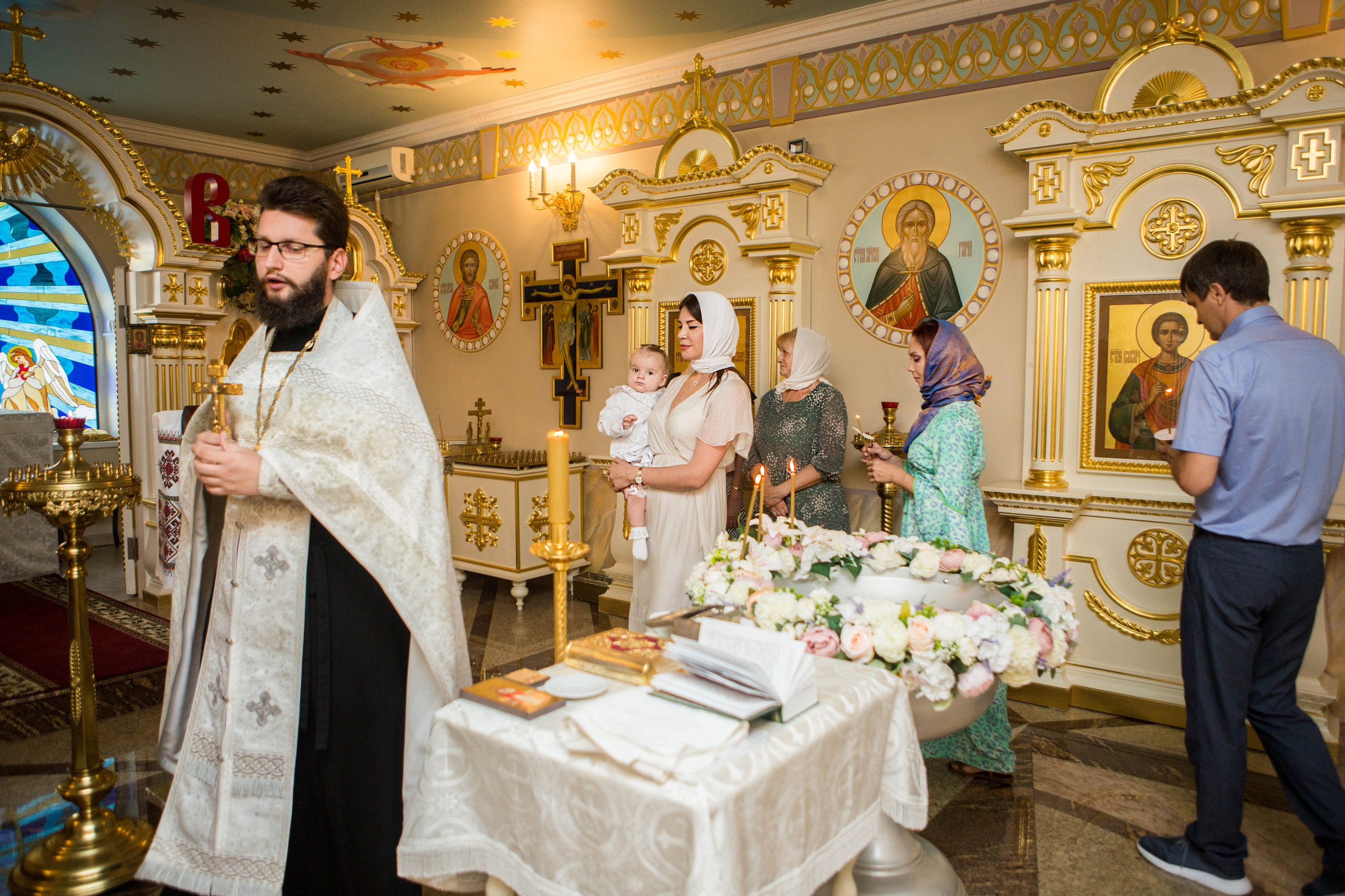 Крещение Дарьи. Храм в честь иконы Божией Матери Целительница. Свадебный семейный и детский фотограф в Краснодаре Карина Федоровская
