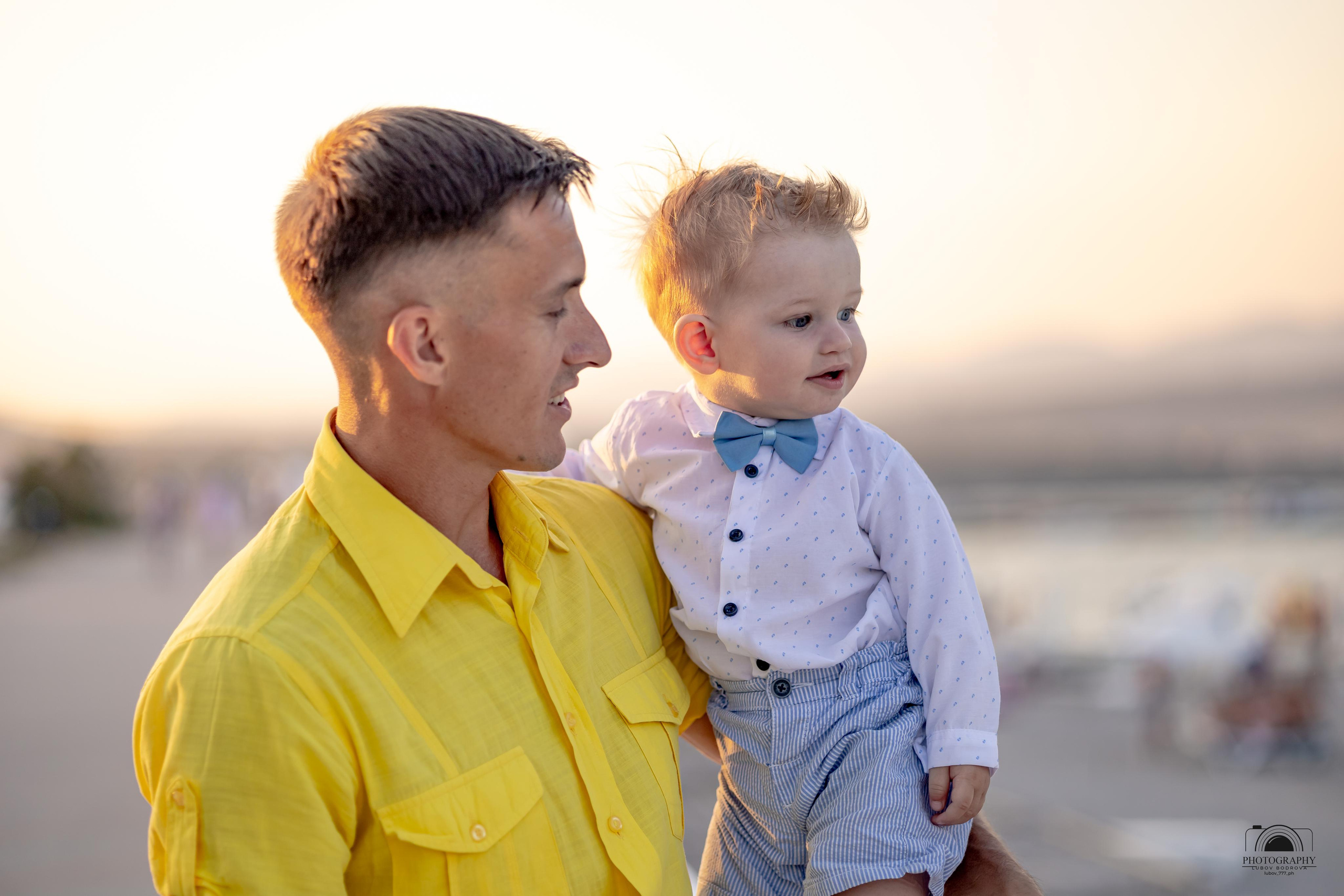 Семейный вечер на берегу моря. Семейный и портретный фотограф в Геленджике Любовь Бодрова