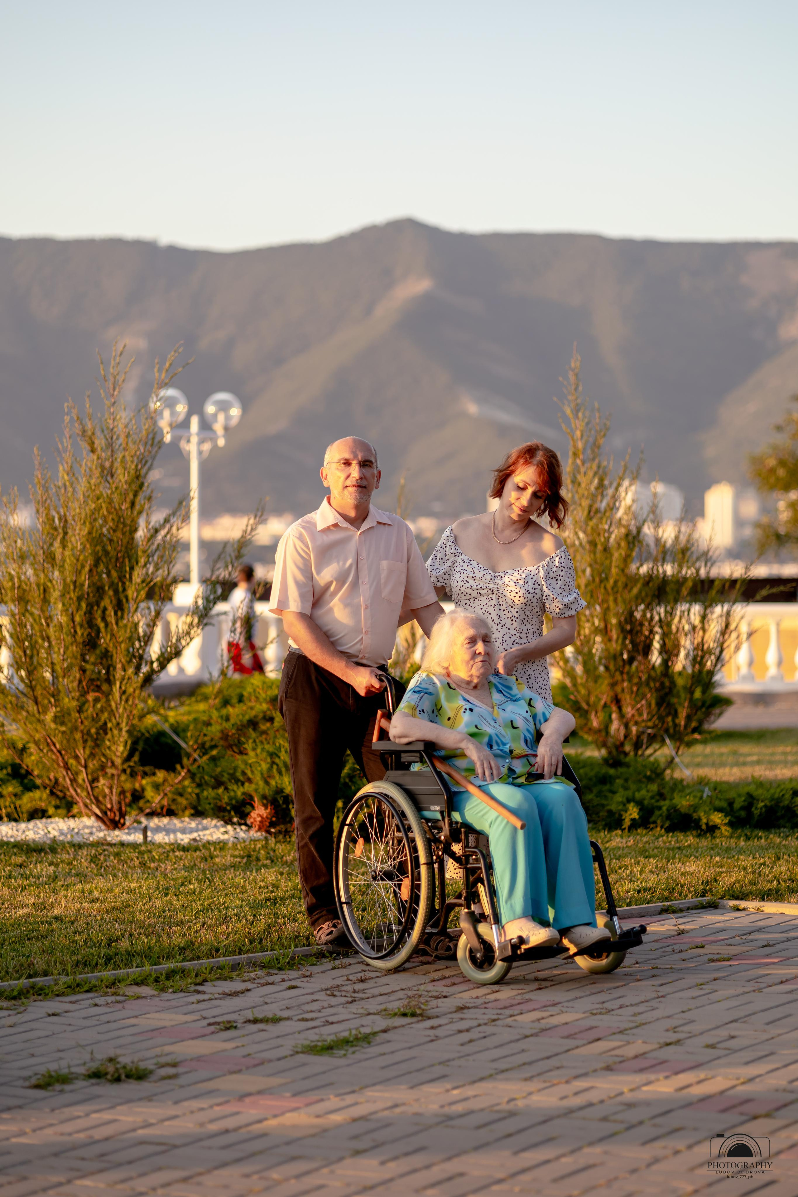 История одного вечера большой семьи. Семейный и портретный фотограф в Геленджике Любовь Бодрова