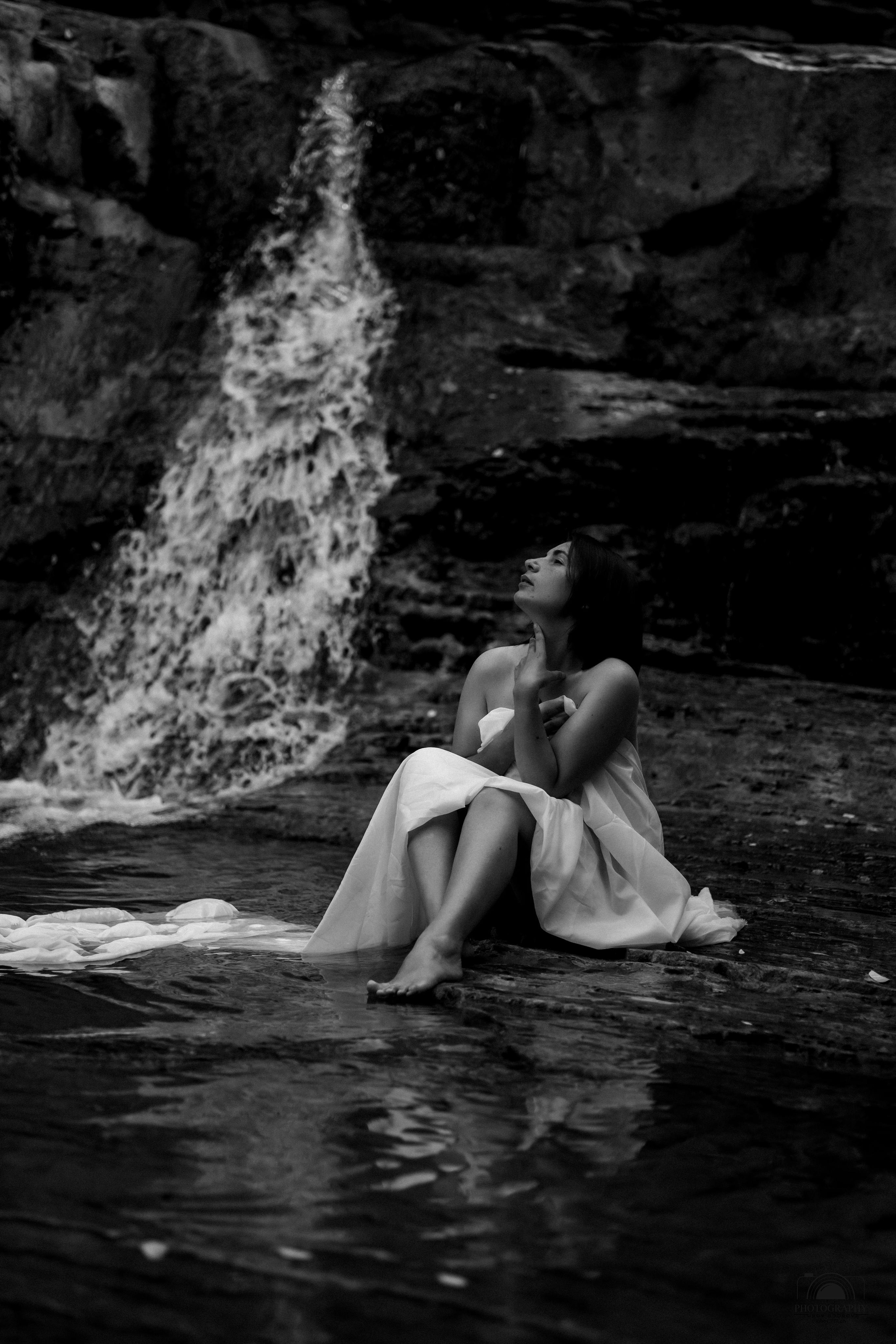 Утро на водопаде. Семейный и портретный фотограф в Геленджике Любовь Бодрова