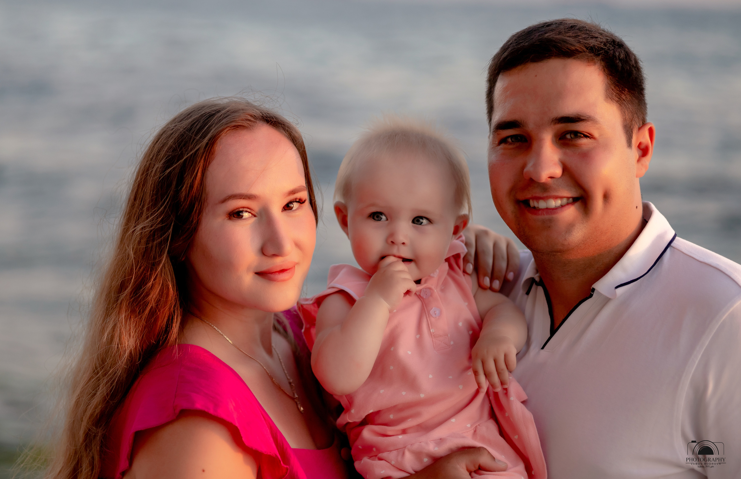 Закат на побережье. Семейный и портретный фотограф в Геленджике Любовь Бодрова