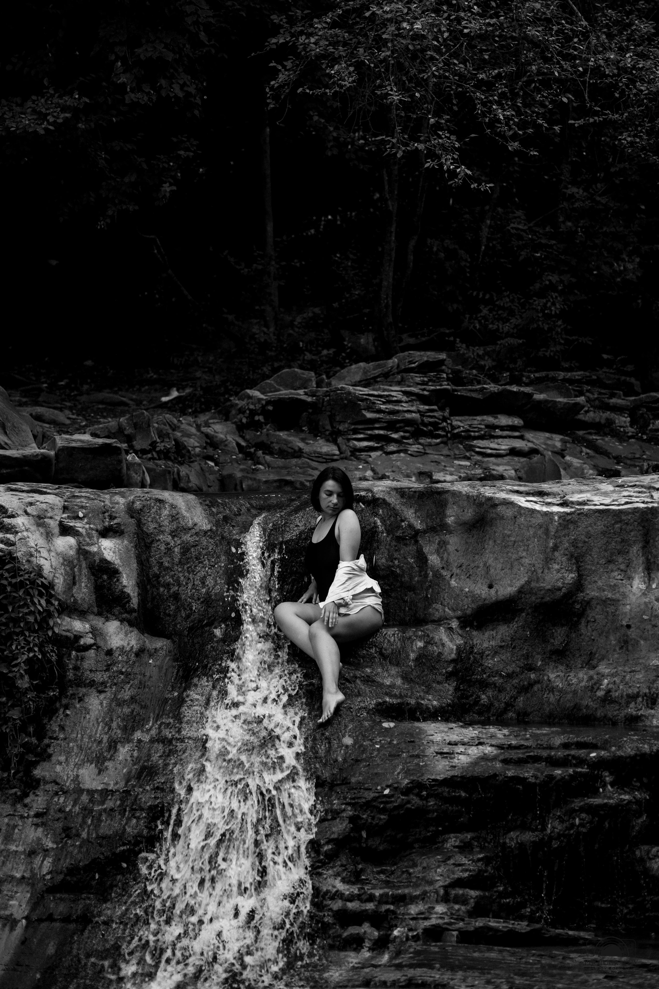 Утро на водопаде. Семейный и портретный фотограф в Геленджике Любовь Бодрова