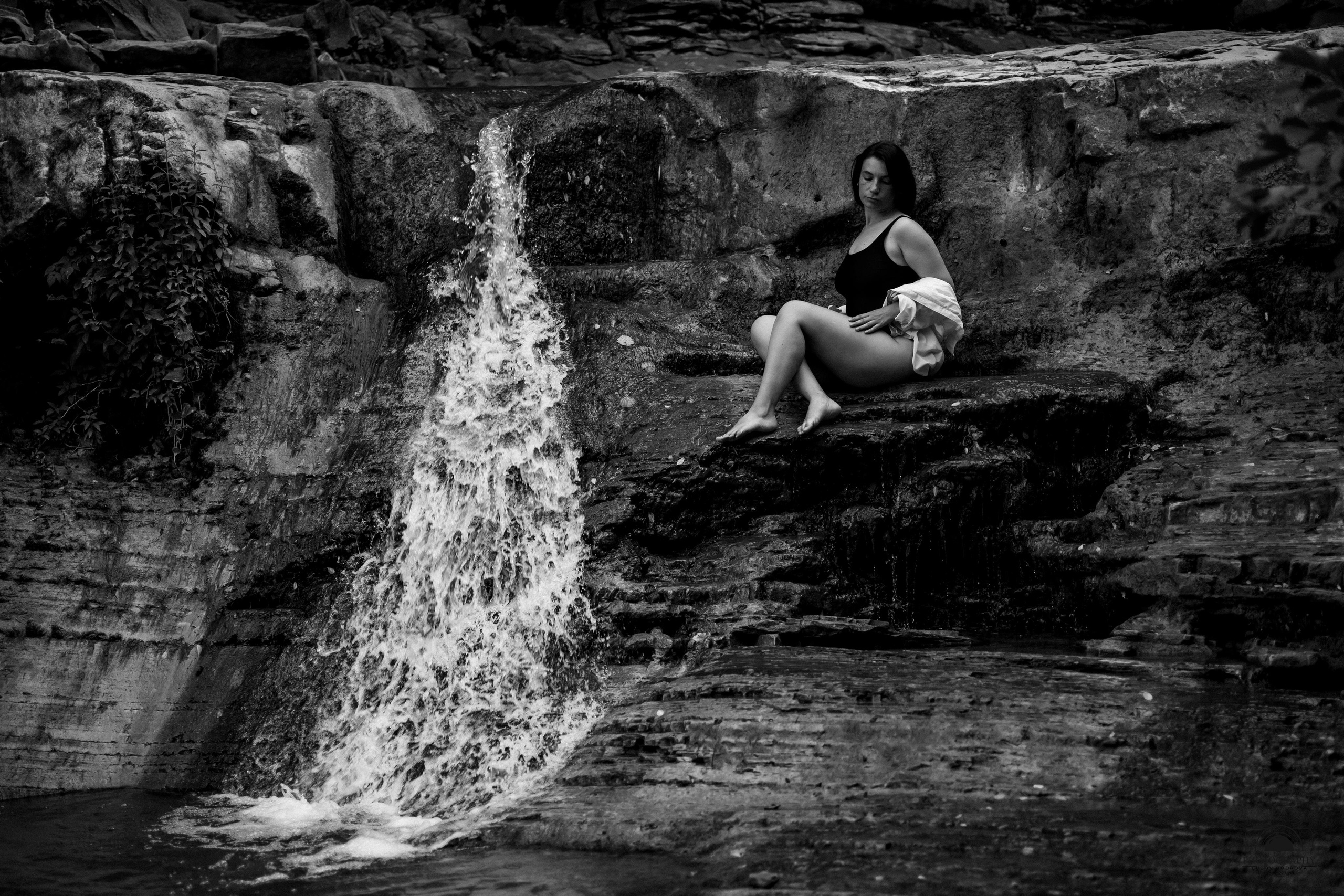 Утро на водопаде. Семейный и портретный фотограф в Геленджике Любовь Бодрова