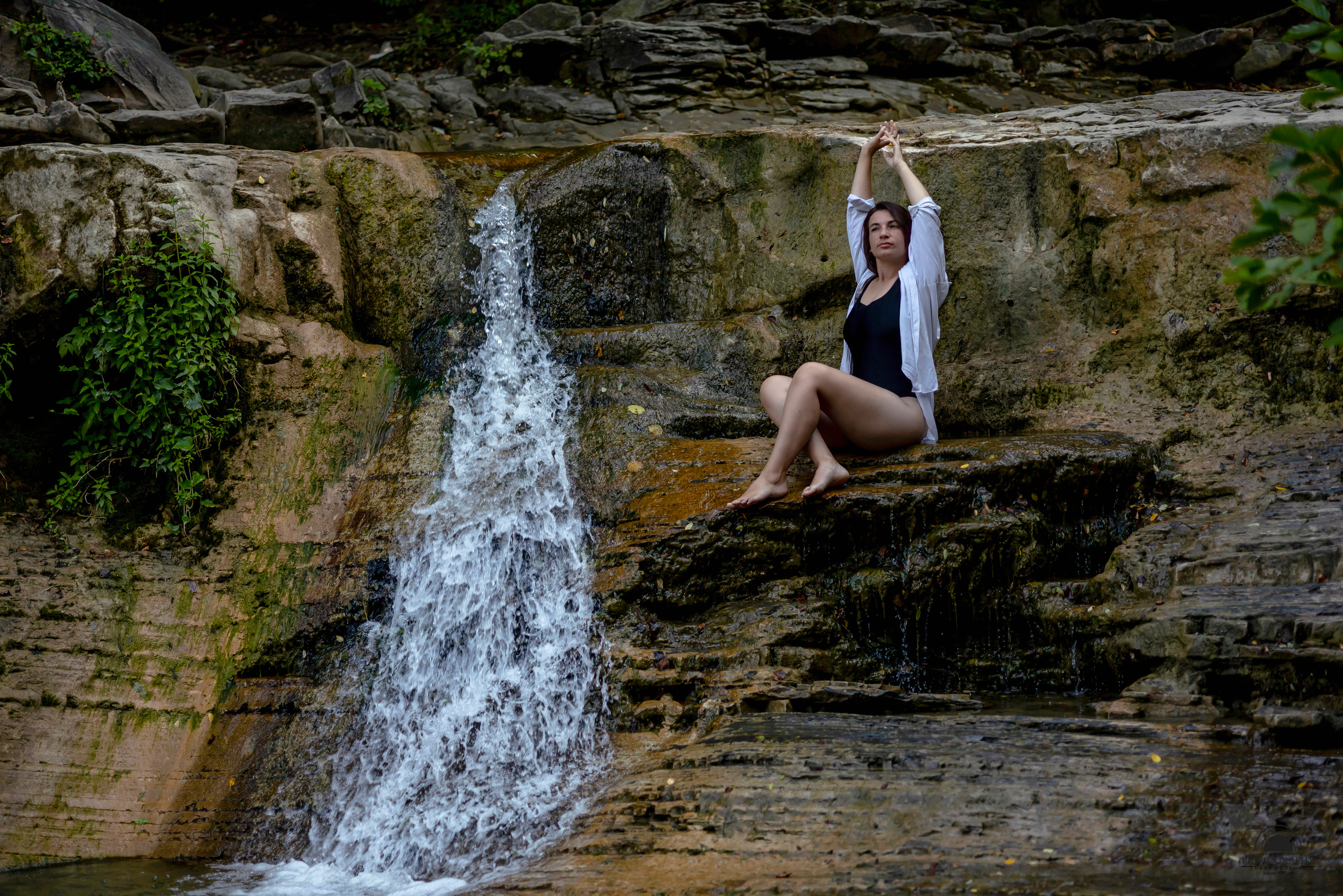 Утро на водопаде. Семейный и портретный фотограф в Геленджике Любовь Бодрова