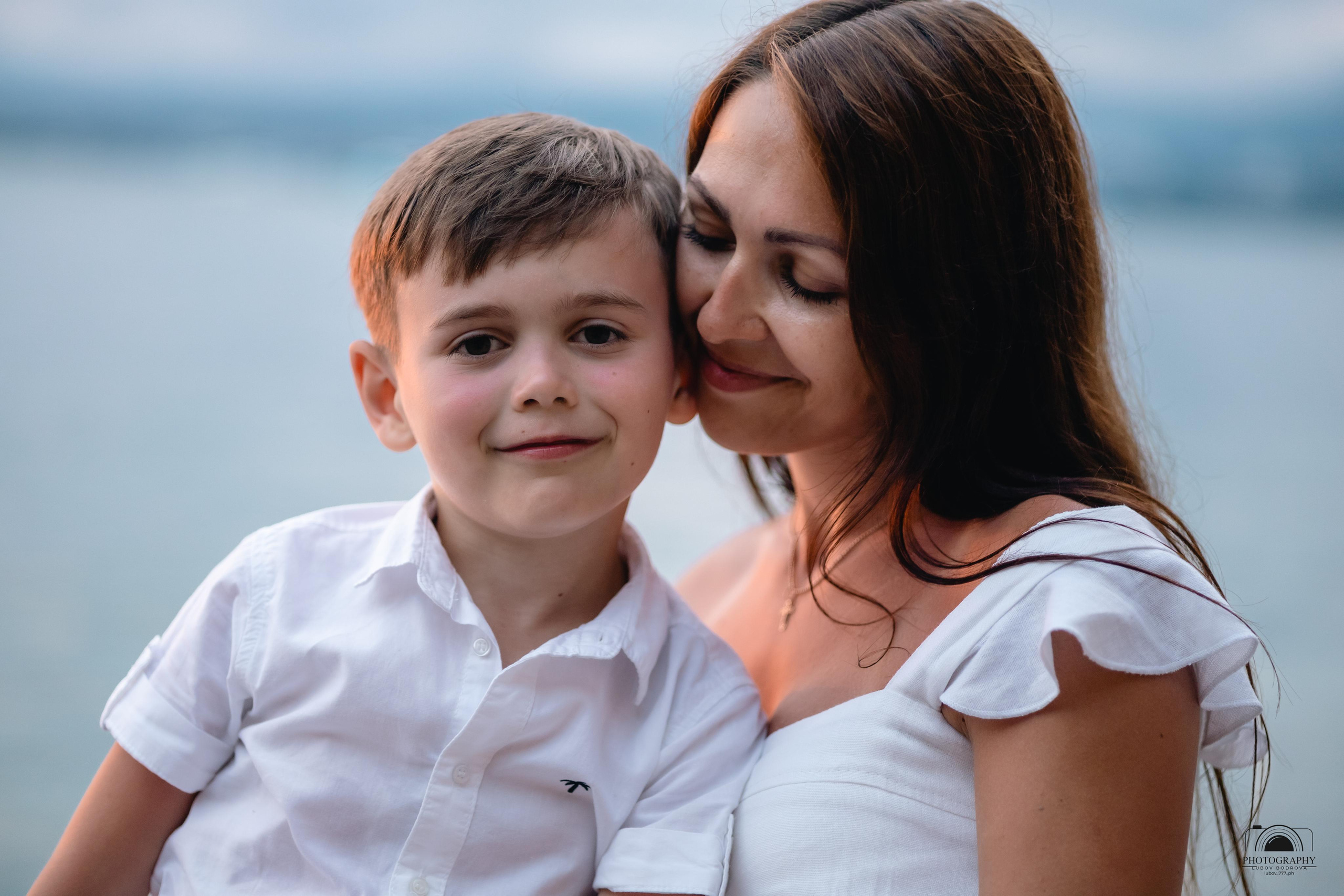 Светлана с сыном Никитой. Семейный и портретный фотограф в Геленджике Любовь Бодрова
