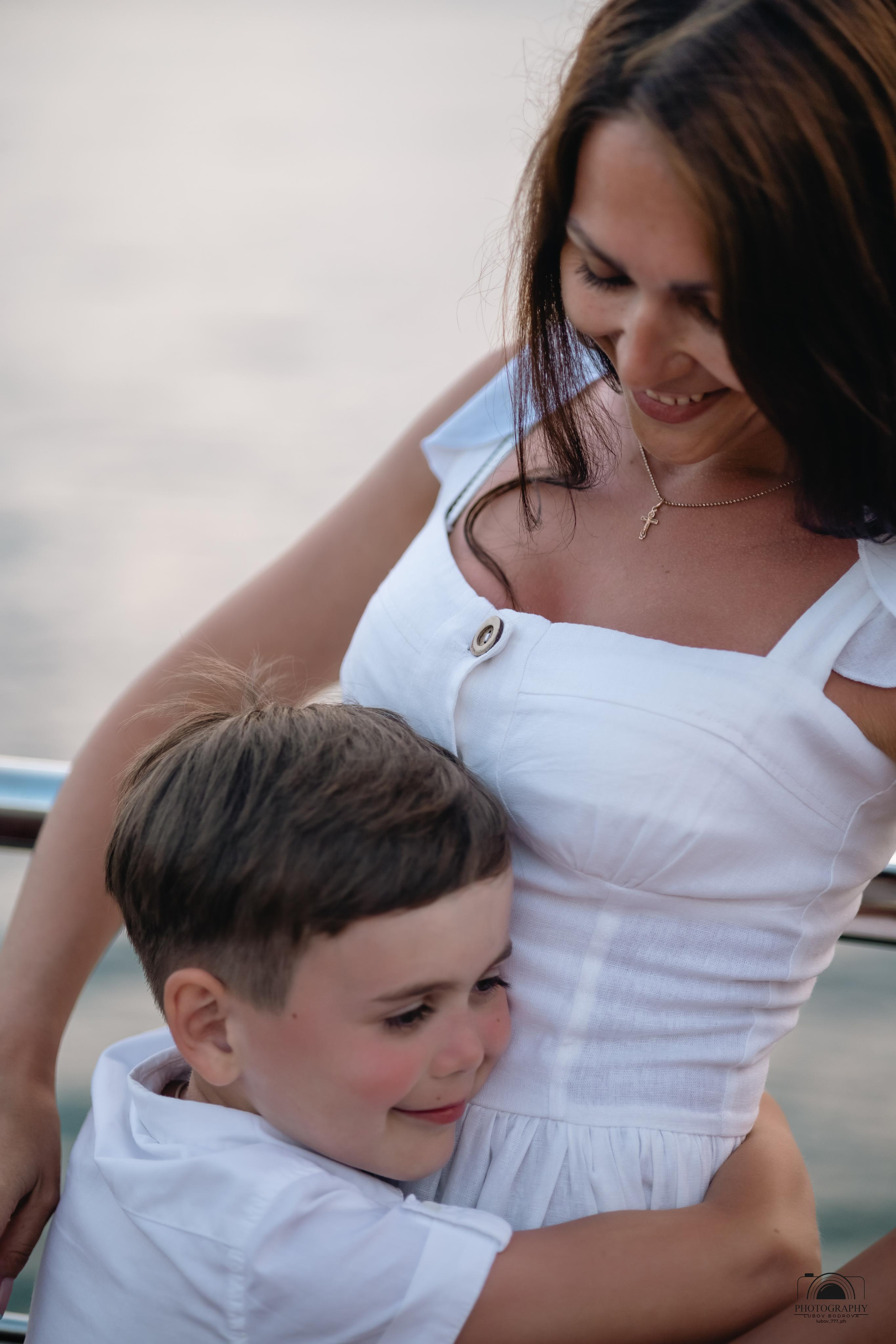 Светлана с сыном Никитой. Семейный и портретный фотограф в Геленджике Любовь Бодрова