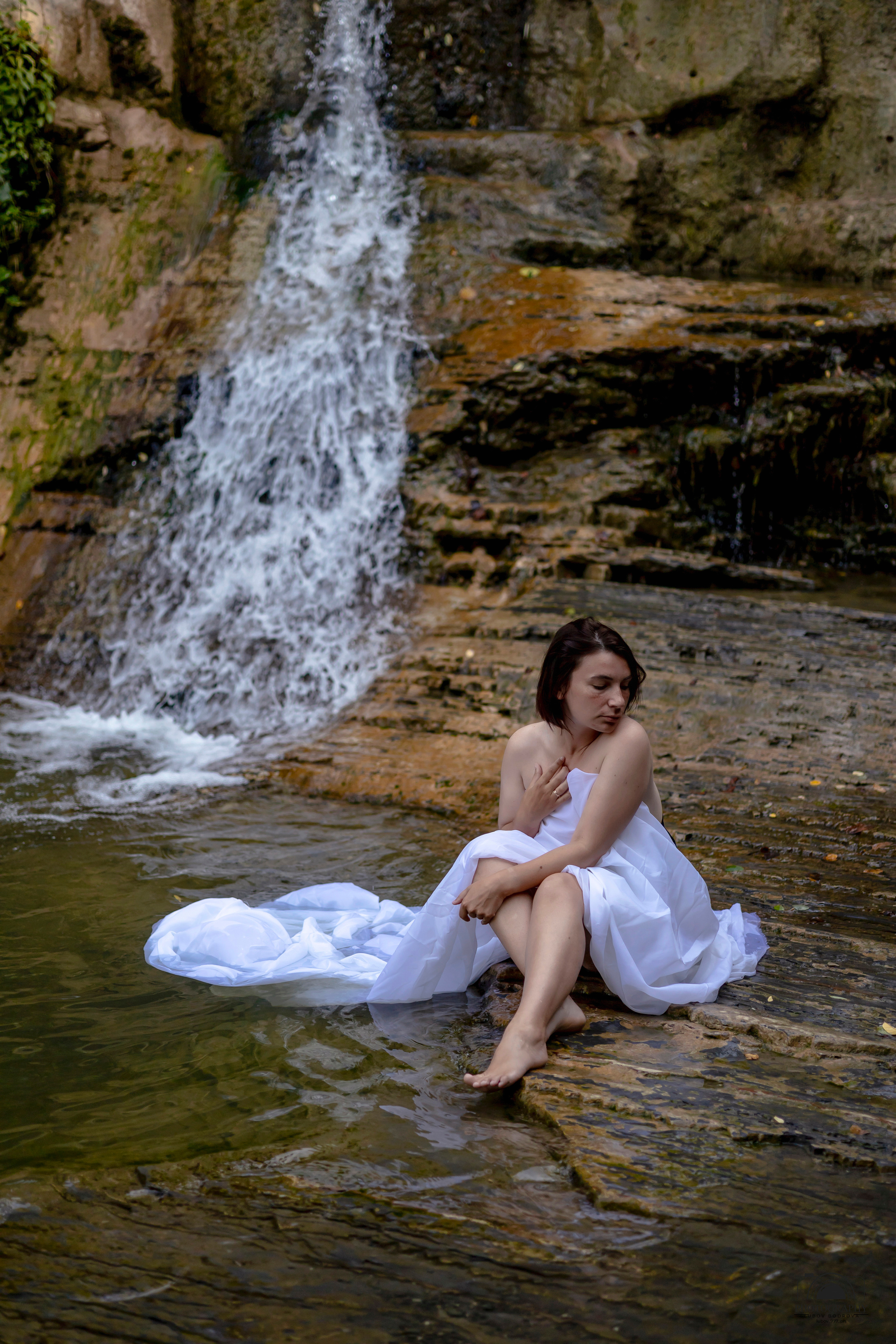 Утро на водопаде. Семейный и портретный фотограф в Геленджике Любовь Бодрова