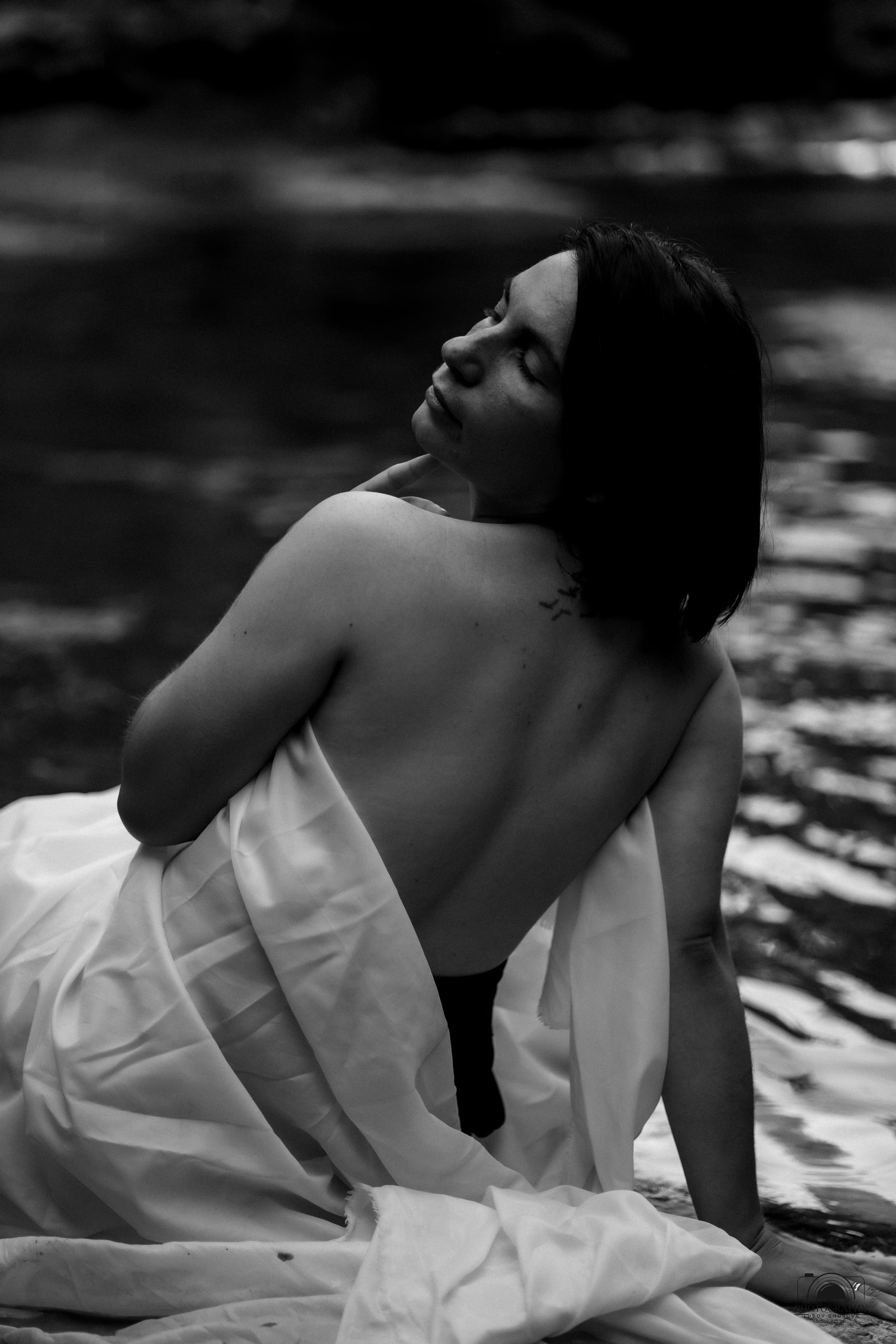 Утро на водопаде. Семейный и портретный фотограф в Геленджике Любовь Бодрова