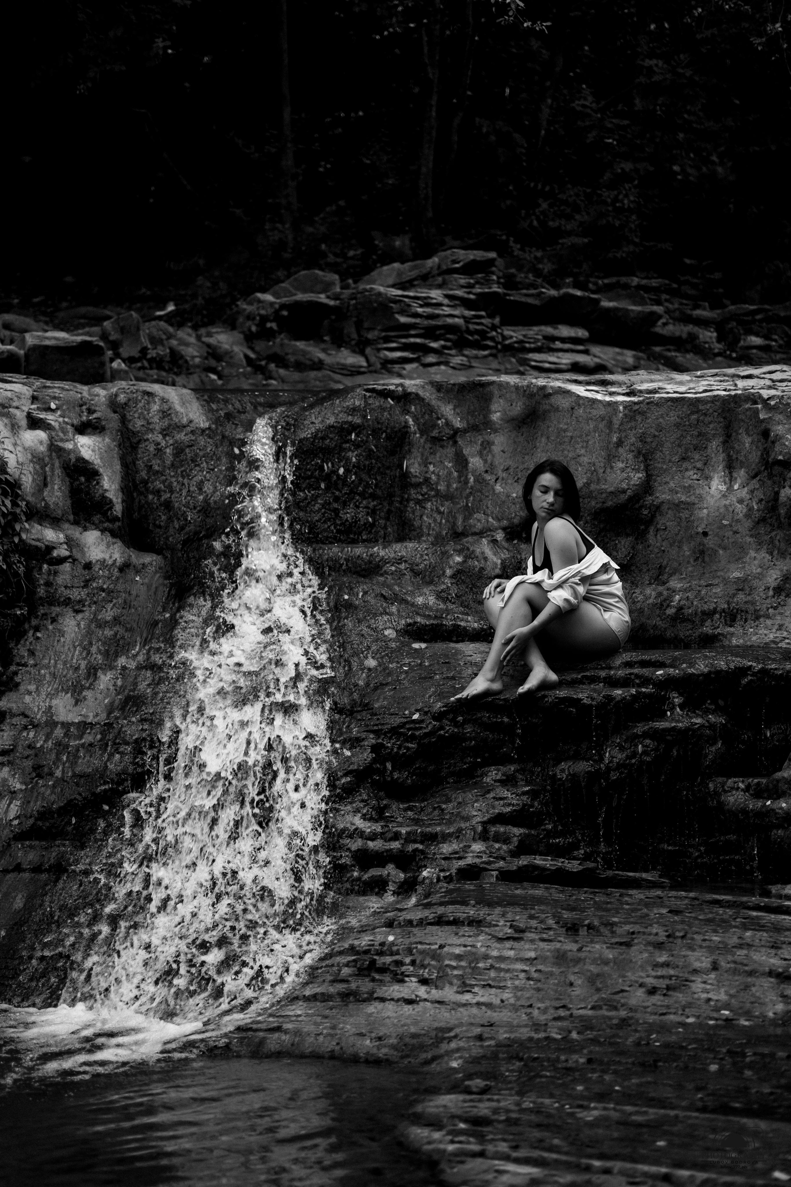 Утро на водопаде. Семейный и портретный фотограф в Геленджике Любовь Бодрова