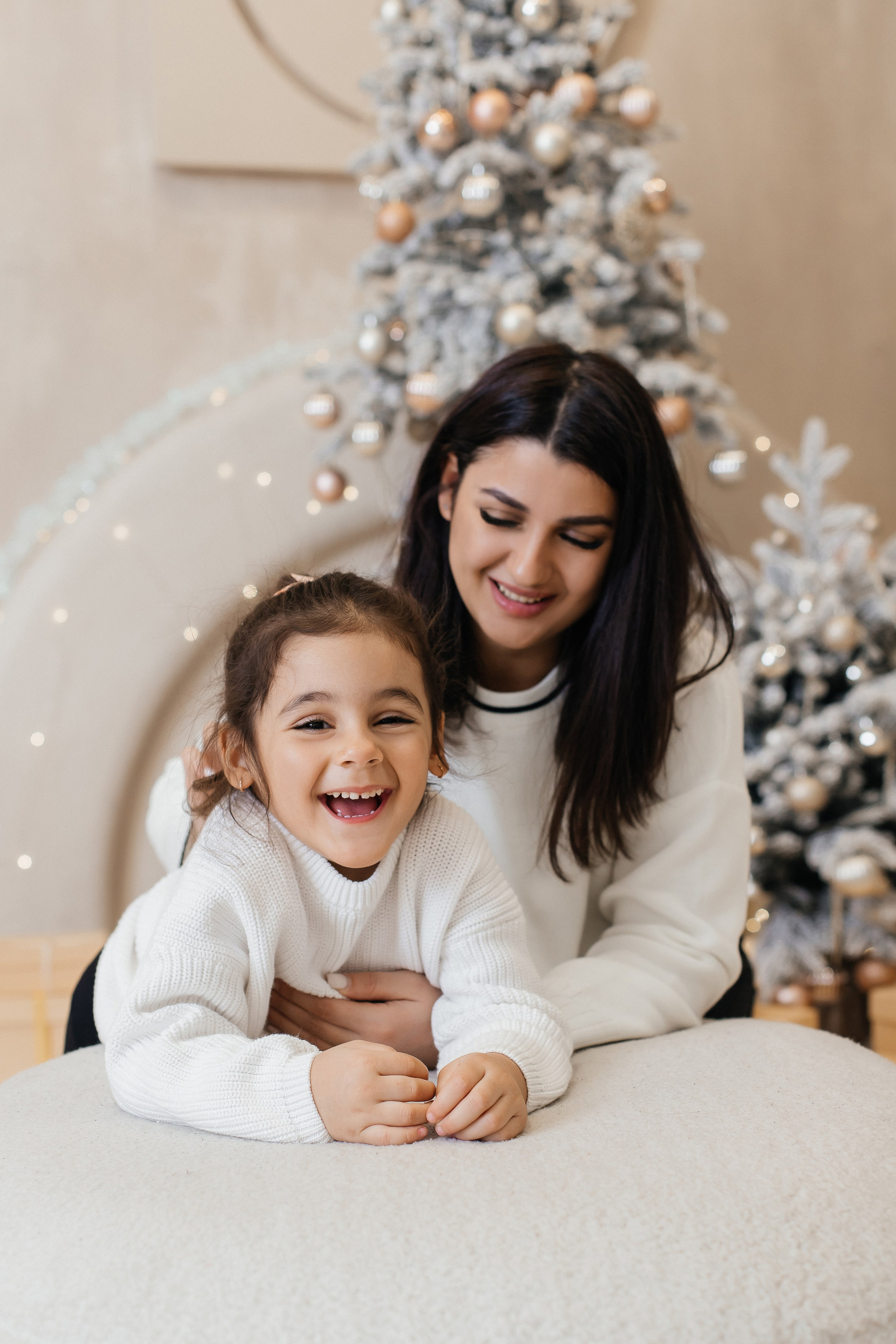 Семейная фотосессия в фотостудии Кросс. Фотограф Александра Сыщенко