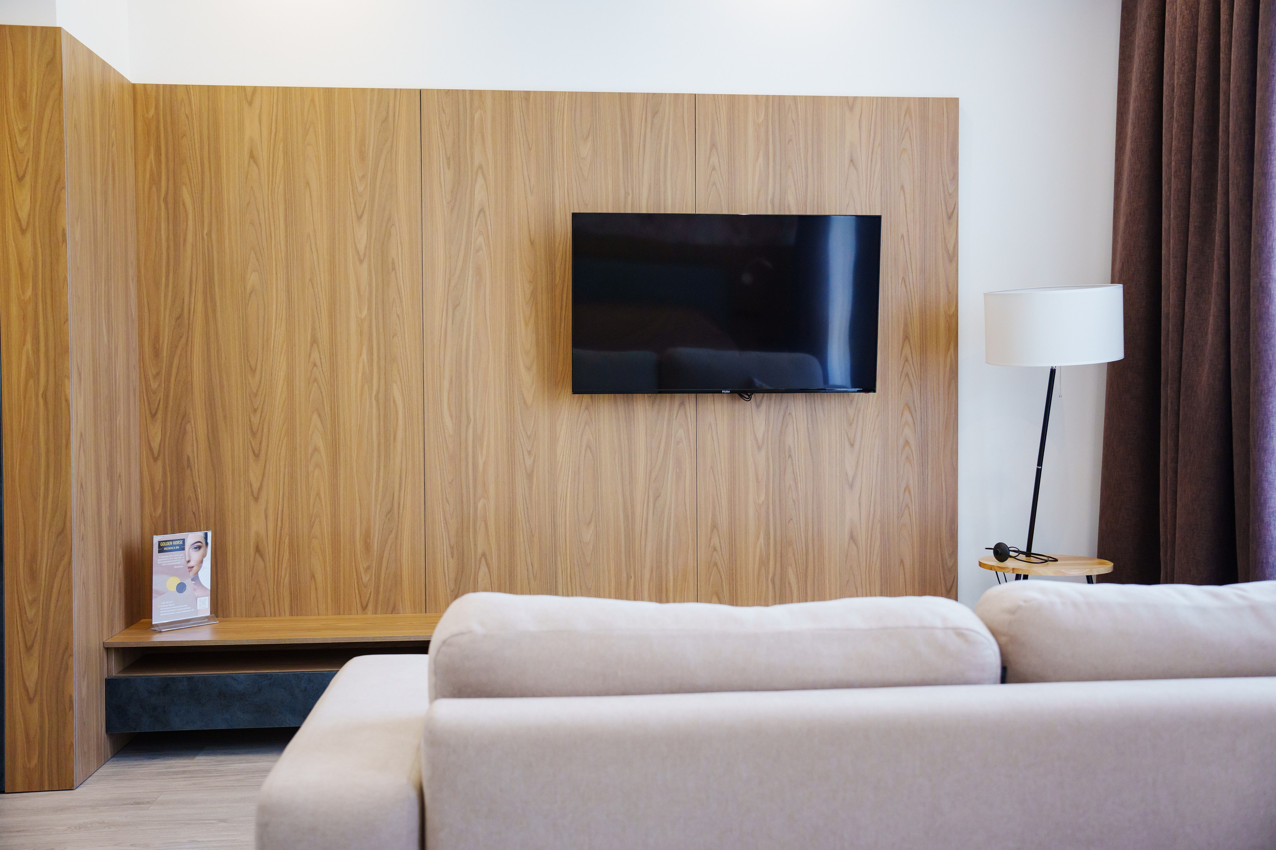 Интерьерная съёмка Golden Hourse. Свадебный и семейный фотограф в Ростове-на-Дону. Андрей Сайфутдинов