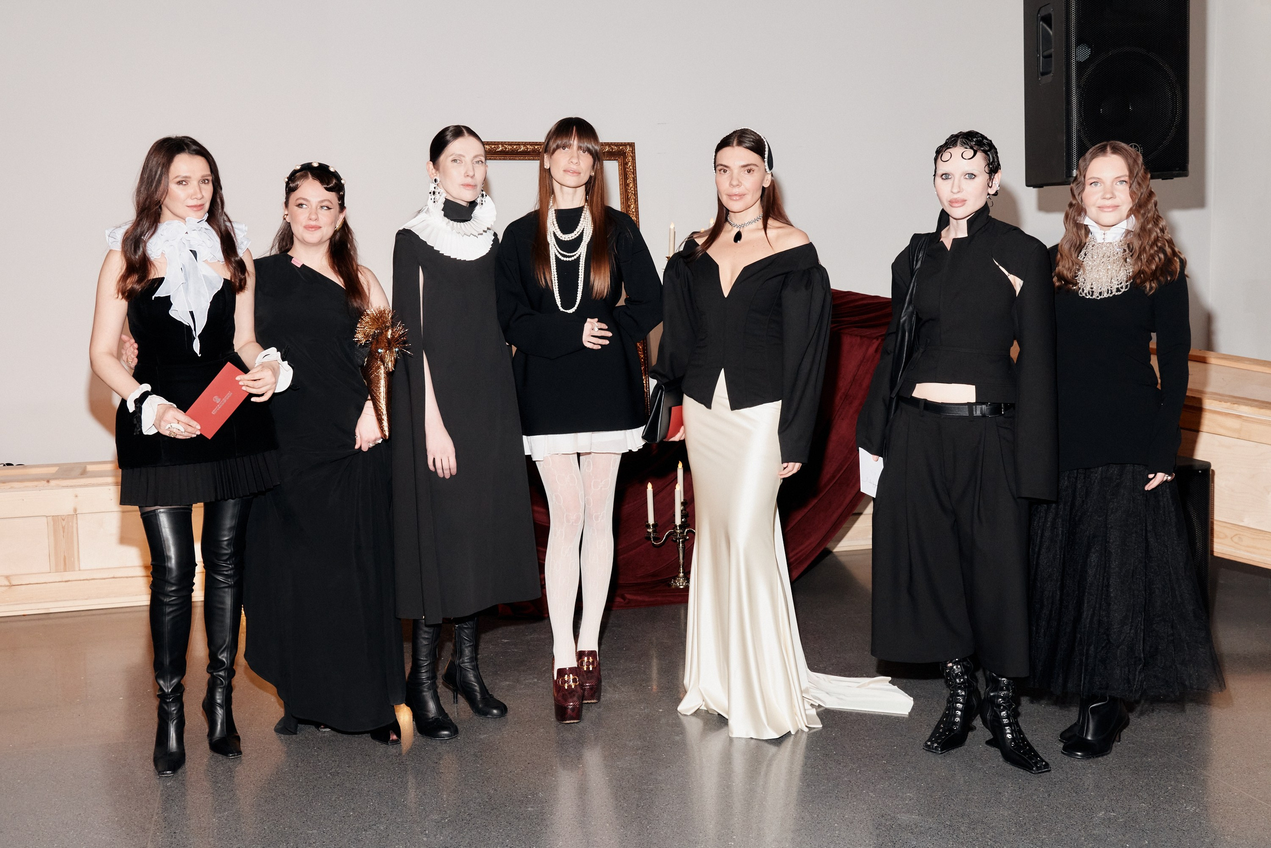 Светская хроника. Sasha Lapin