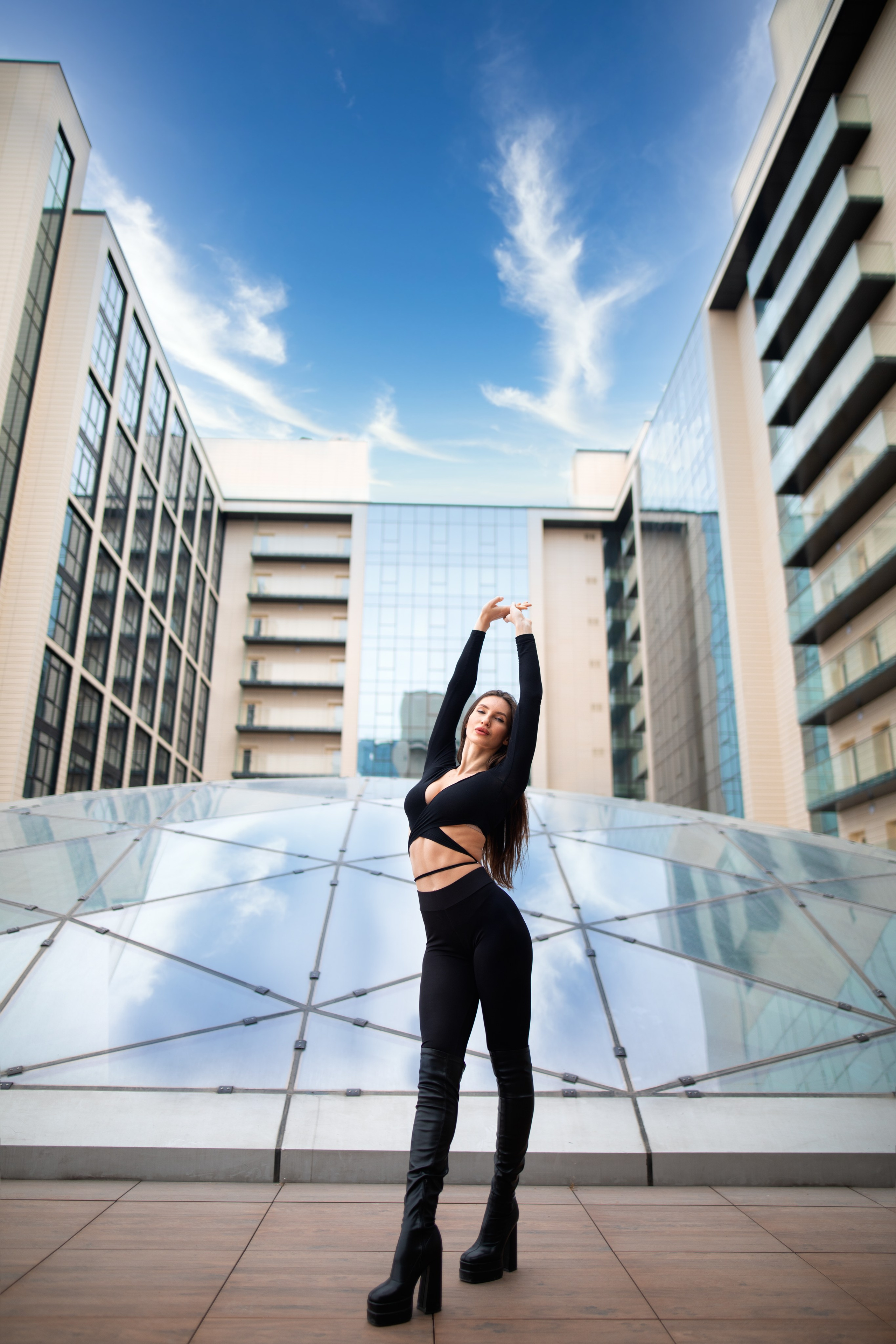 Фотосет с Викторией на крыше бизнес-центра в формате для «себя»