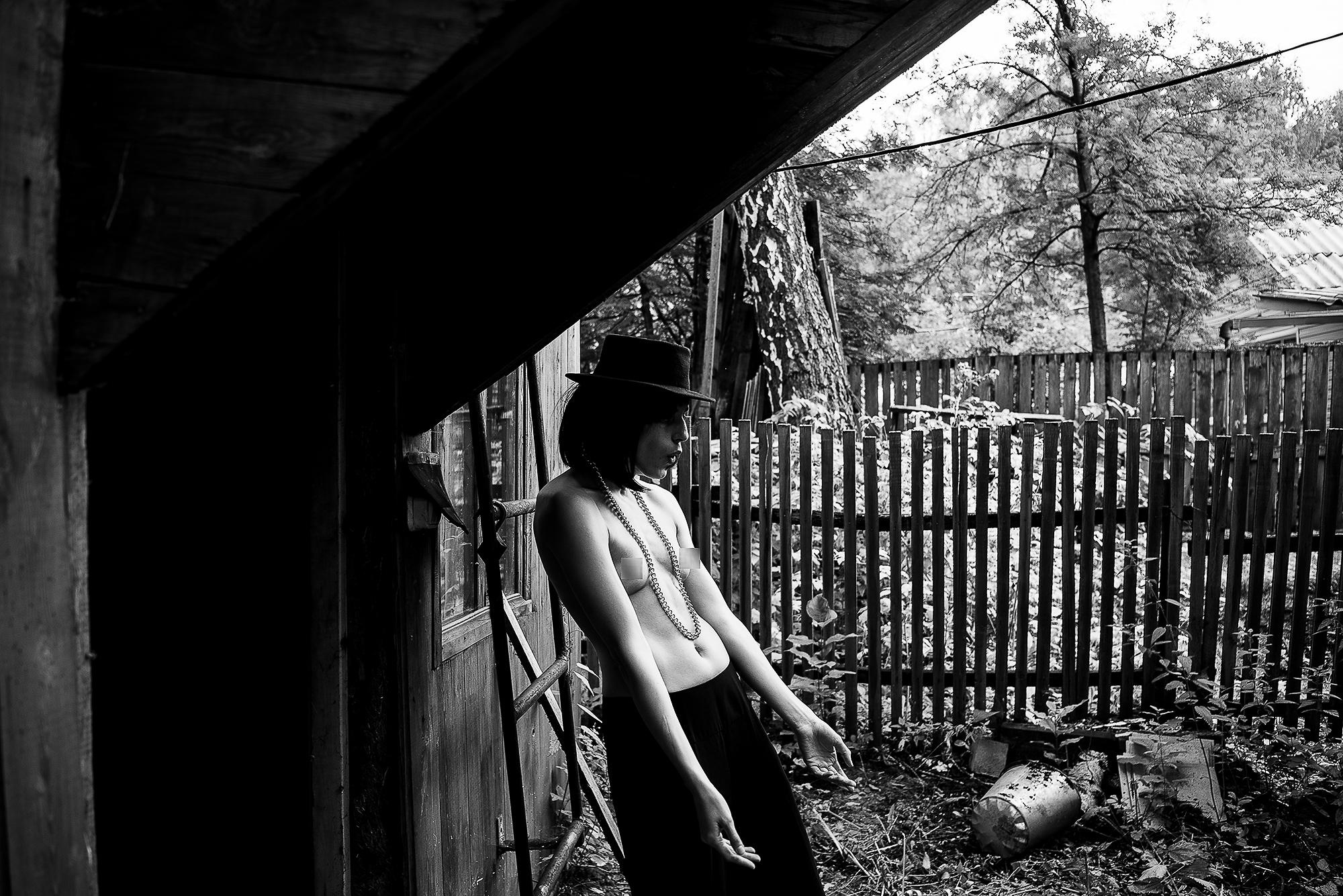 съёмка девушки на даче