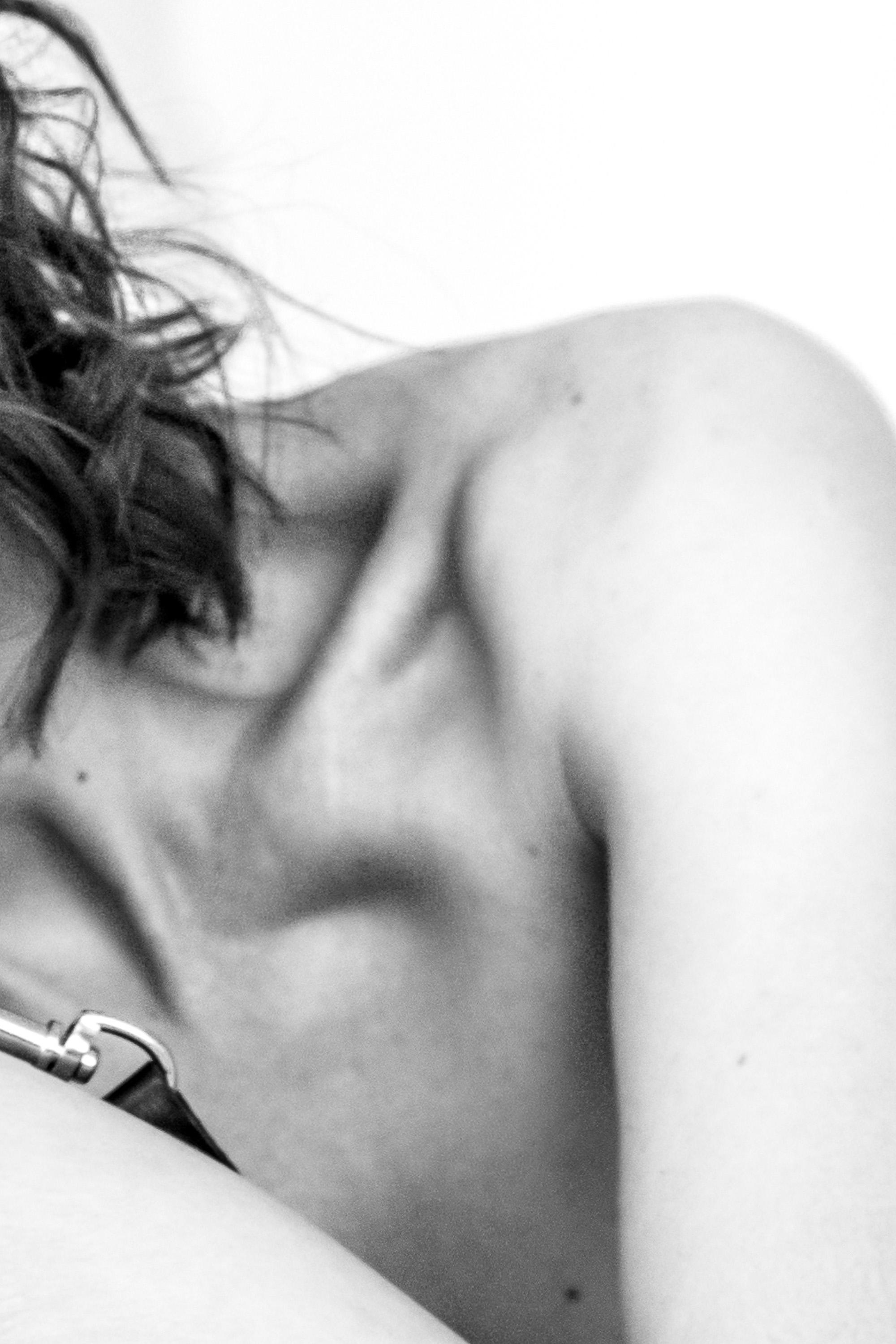 женские ключицы