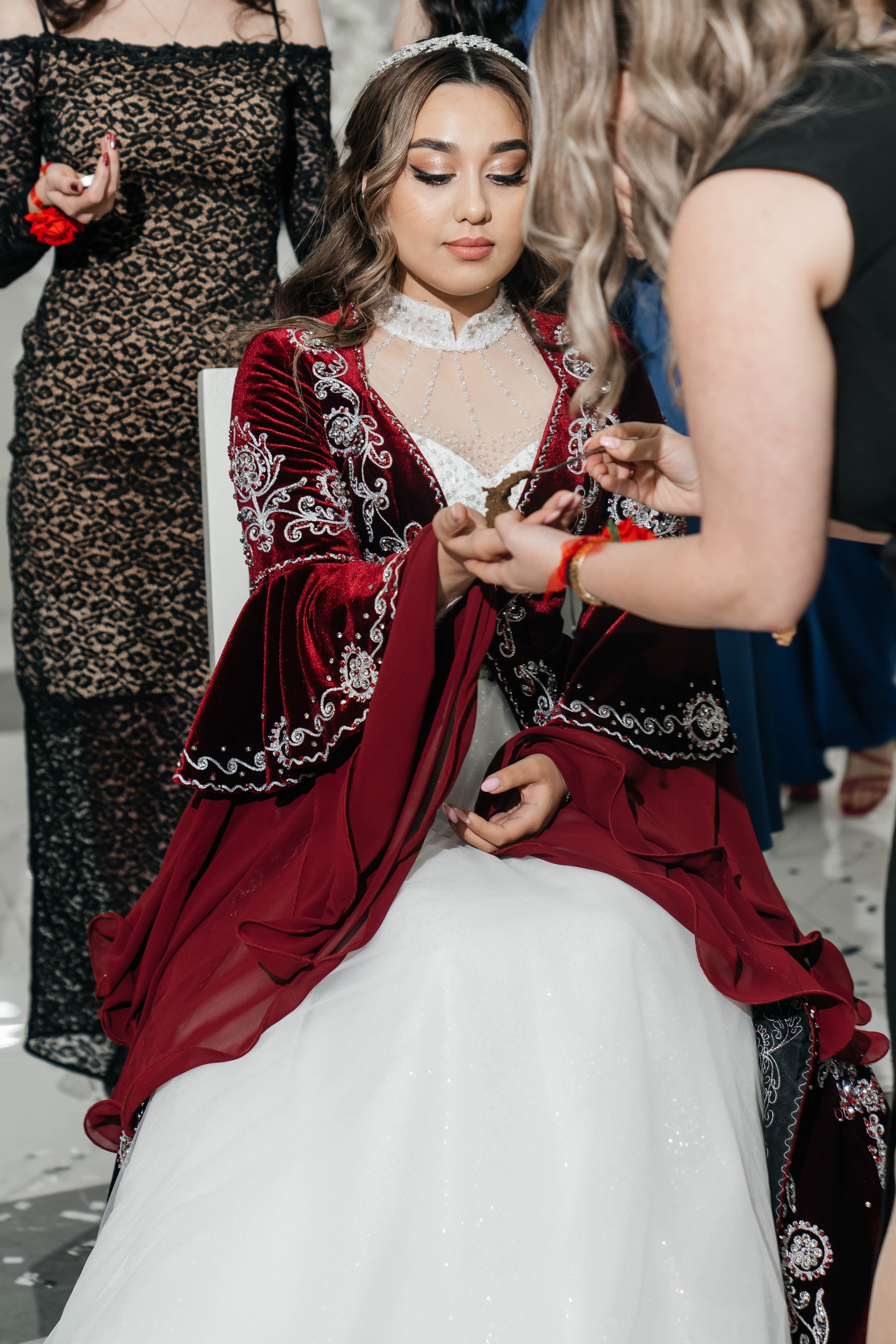 Хна на свадьбе. Свадебный фотограф в Саратове и Москве Гусейнова Рухия