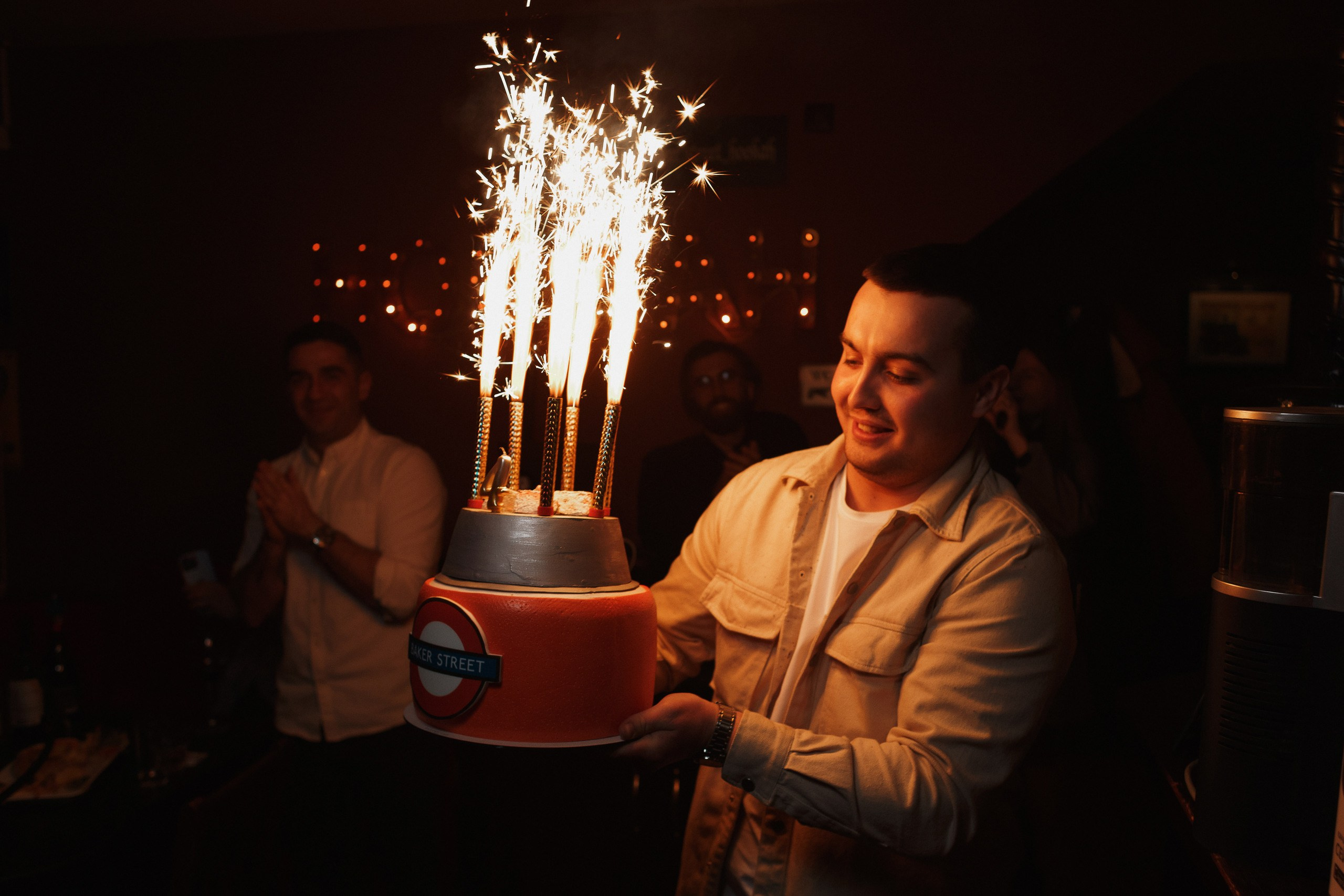 Захватывающий вкус и атмосфера: кальянная в Таганроге Бейкер Стрит. Свадебный и семейный фотограф в Таганроге Бакарюк Антон