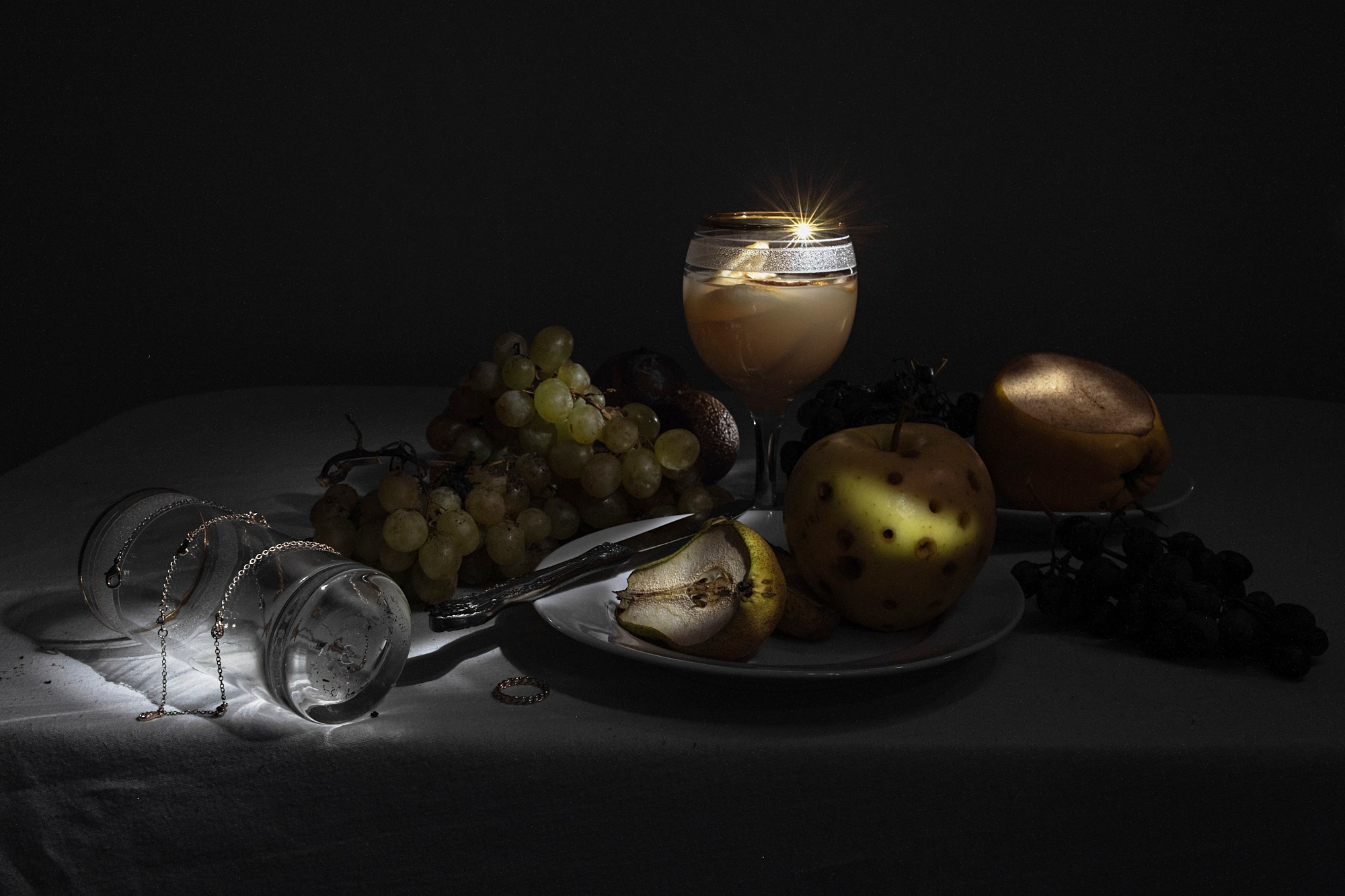 Голландский натюрморт; Световая кисть приём в фото; Испорченные продукты; Фотограф Никита Гольцов;