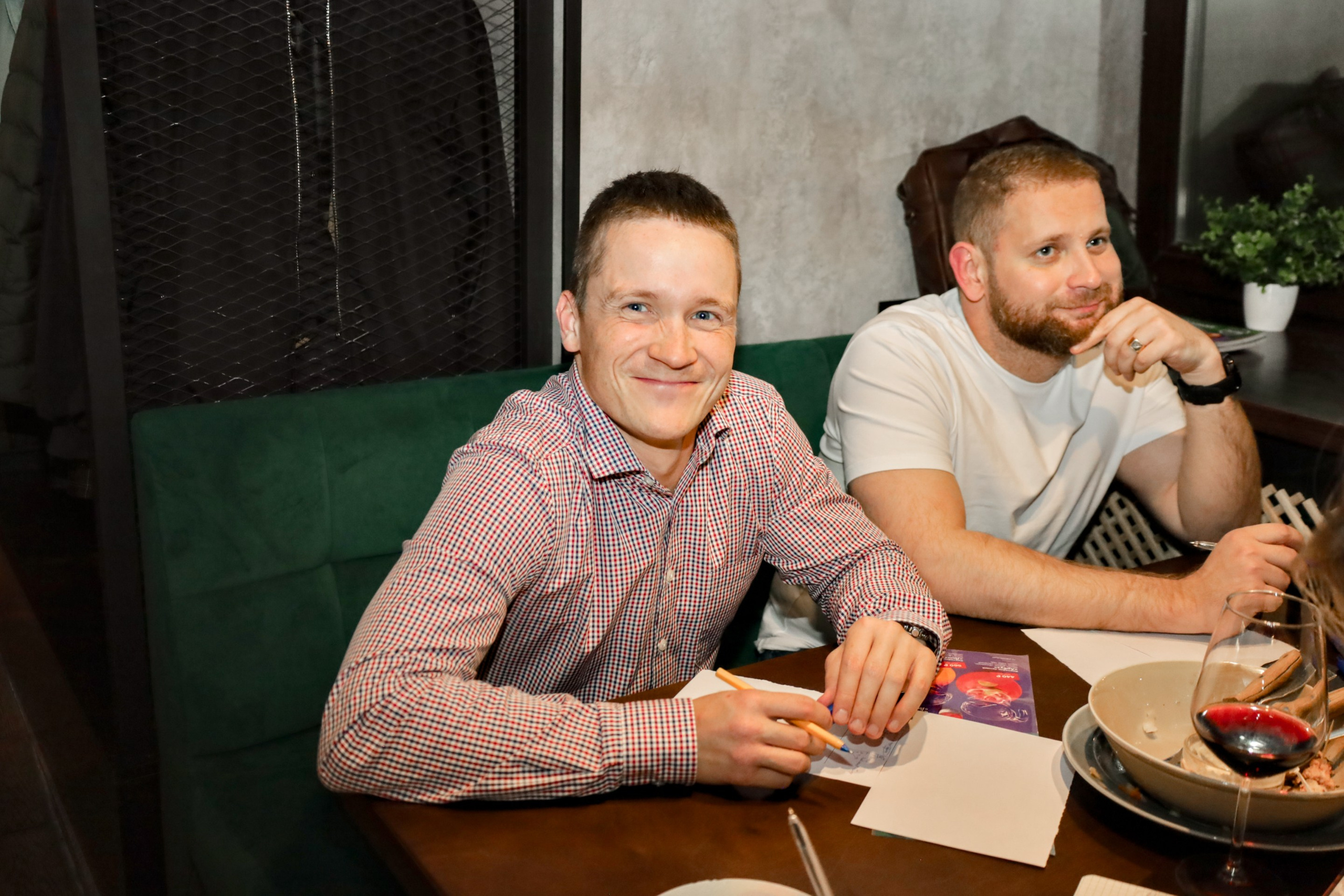 11 сентября. Фотограф в Губкинском | Александра Артамонова