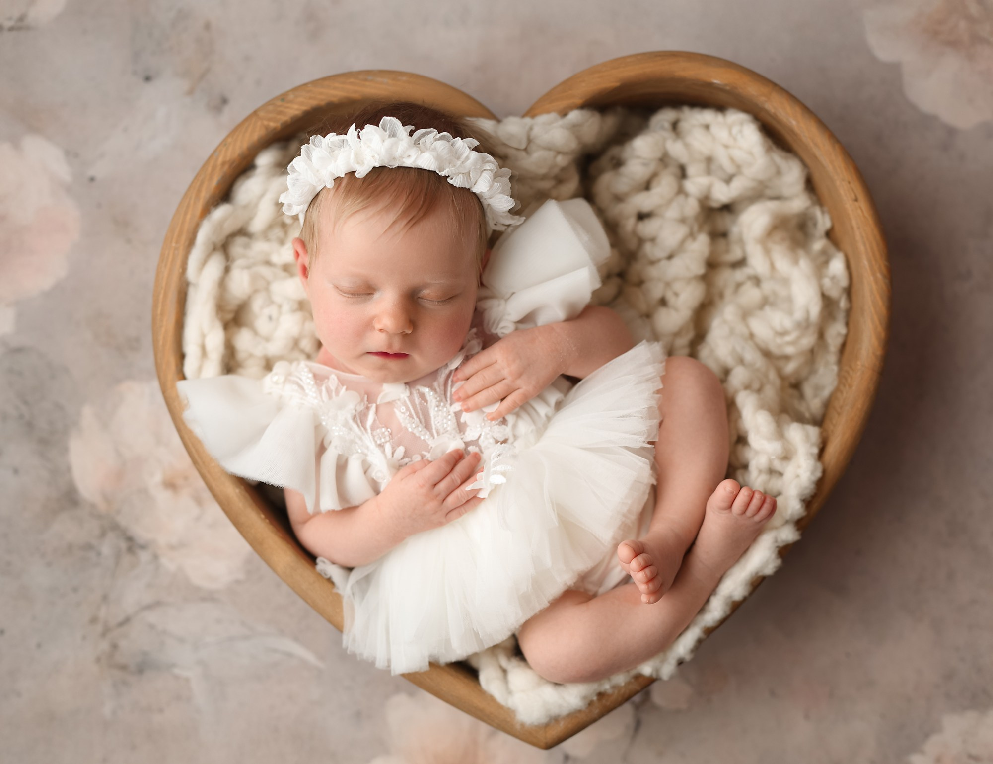 Newborn. Фотограф новорождённых в Казани Нейля Гильмутдинова ньюборн