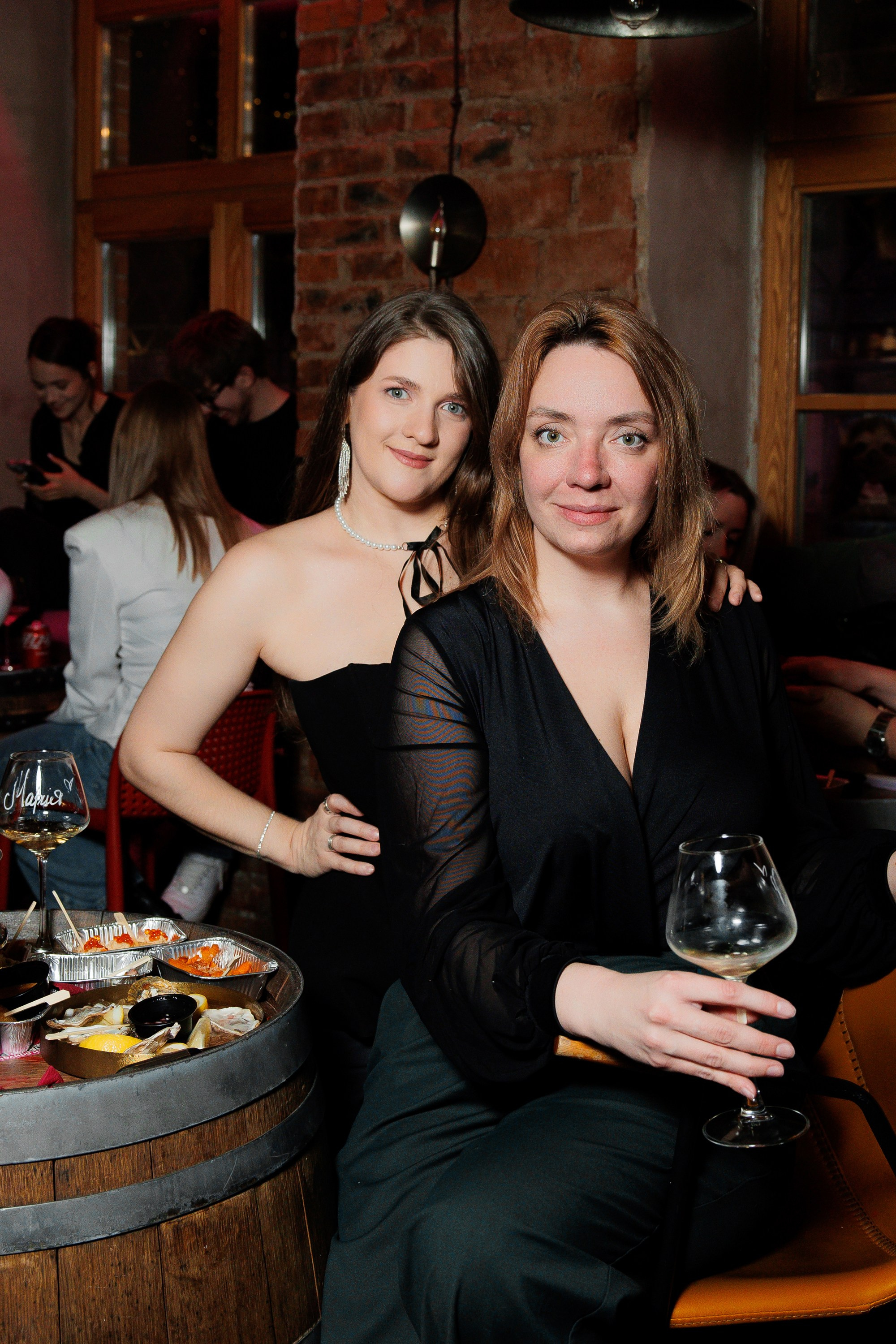 ВИНОТЕКА — 8 МАРТА. СВОИ. ФОТООТЧЕТЫ-СОБЫТИЯ-МЕСТА