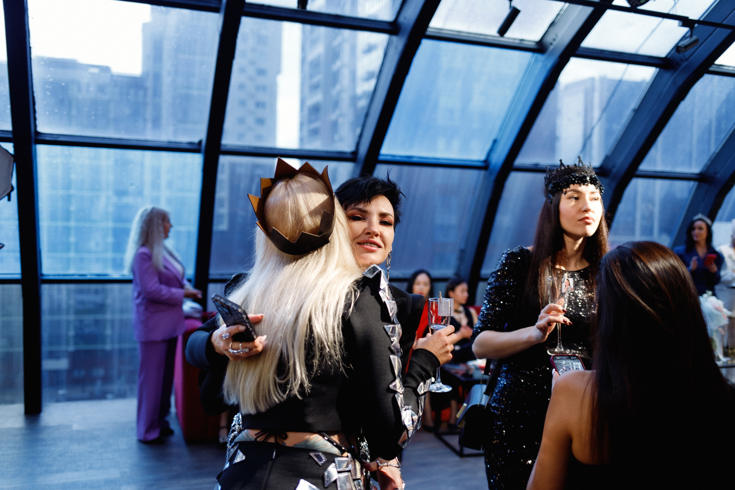 QUEEN KHV [12 ЛЕТ]. СВОИ. ФОТООТЧЕТЫ-СОБЫТИЯ-МЕСТА