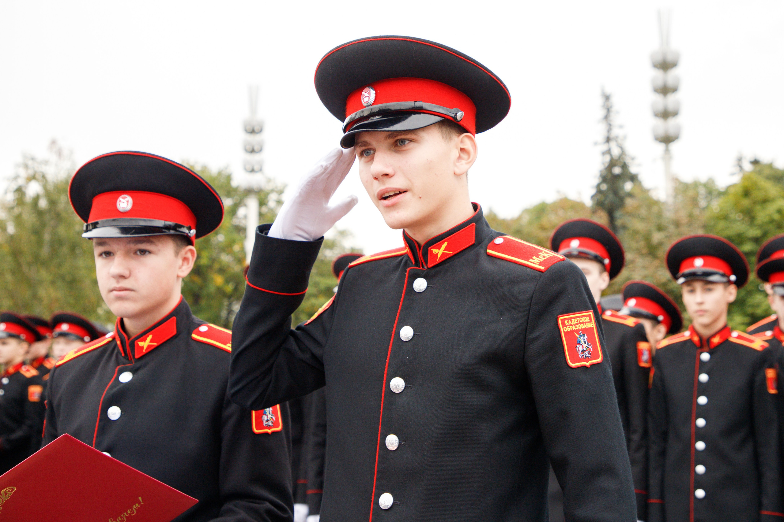 Репортаж посвящения в кадеты в Москве на ВДНХ в сентябре 2024 года. Семейный и школьный фотограф в Москве Анна Ткач