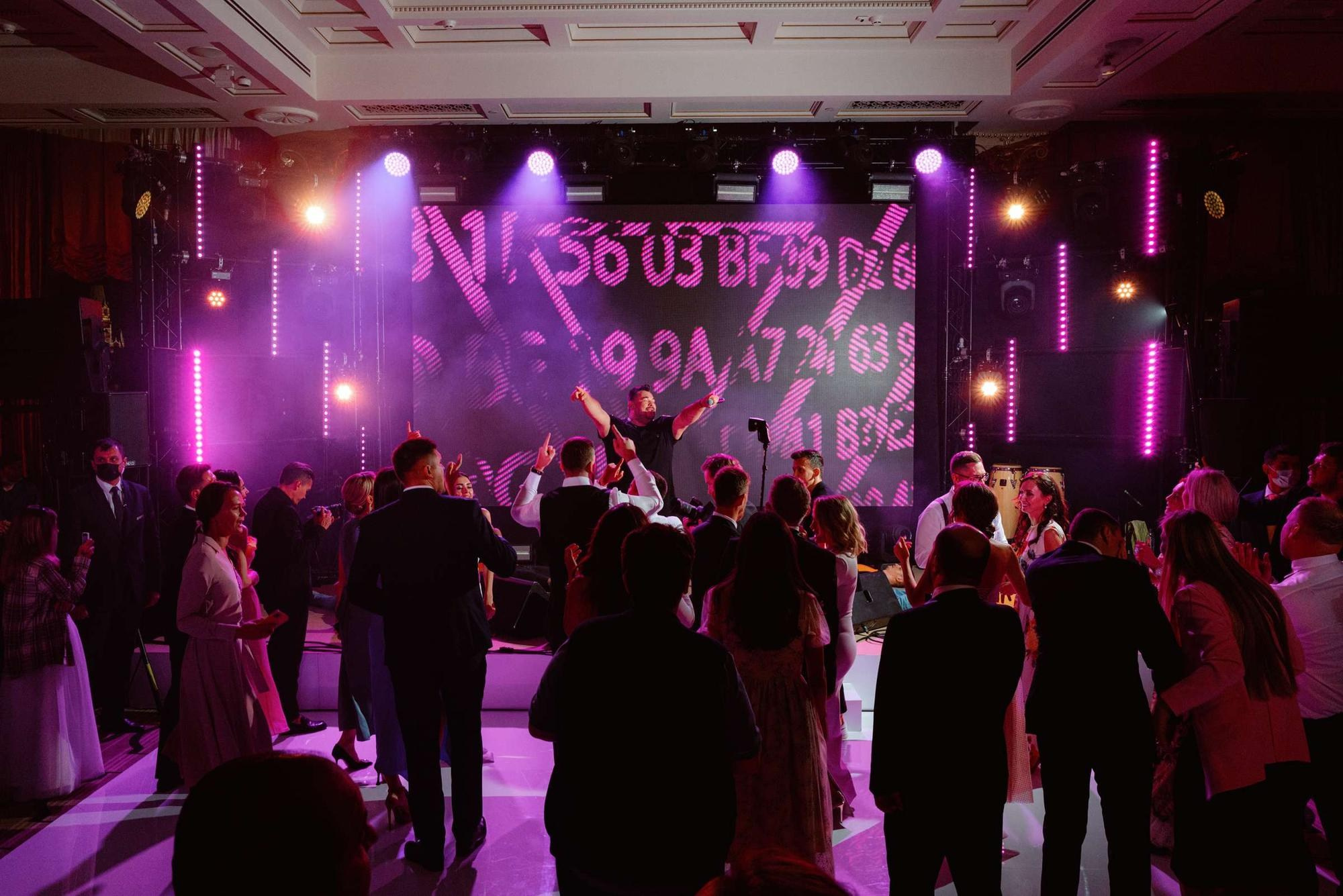 RITZ‑CARLTON MOSCOW. Светский свадебный фотограф в Москве и Европе Арсений Прусаков