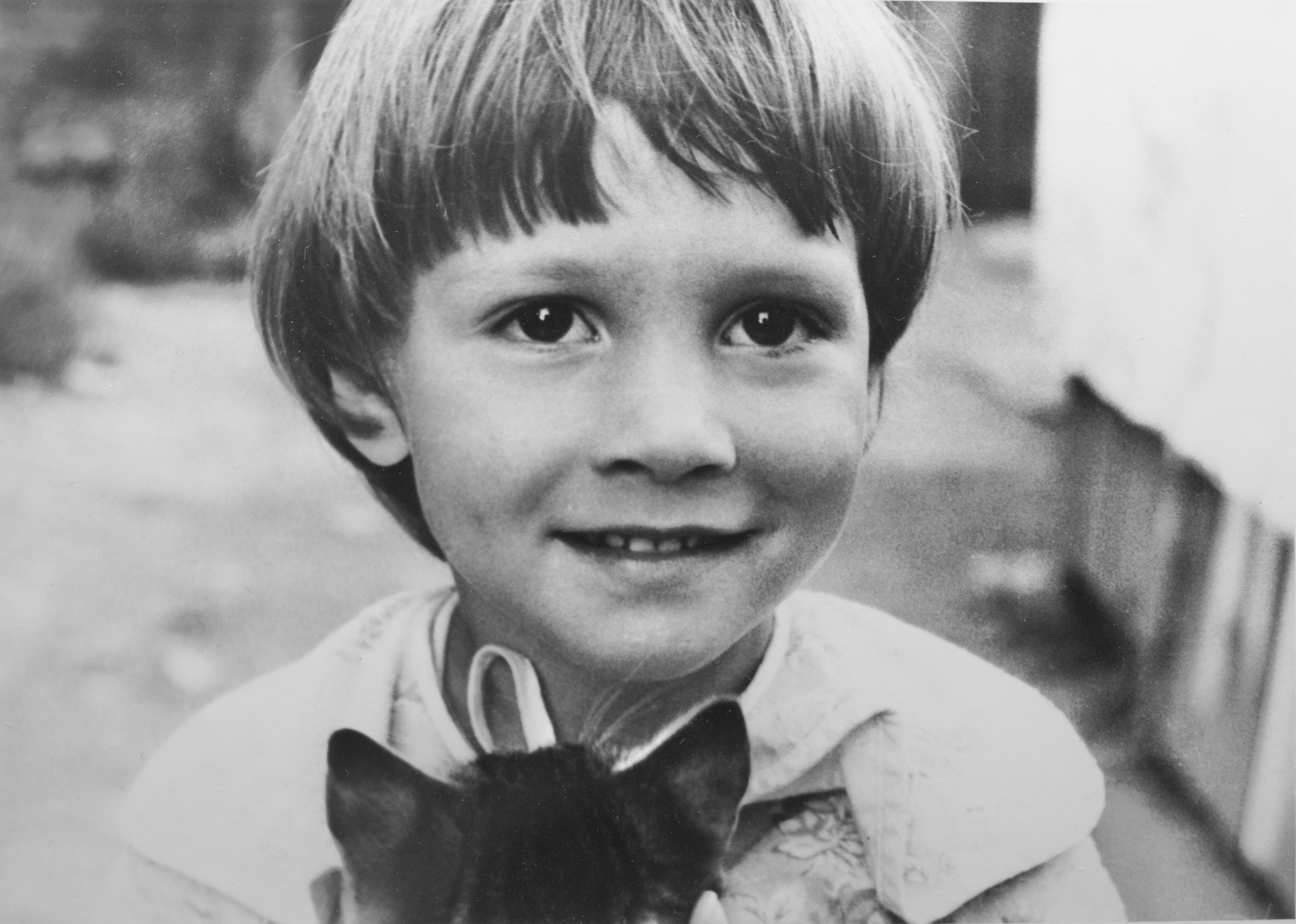 Личные фото. Школьные выпускные альбомы в Москве Марина Николаева