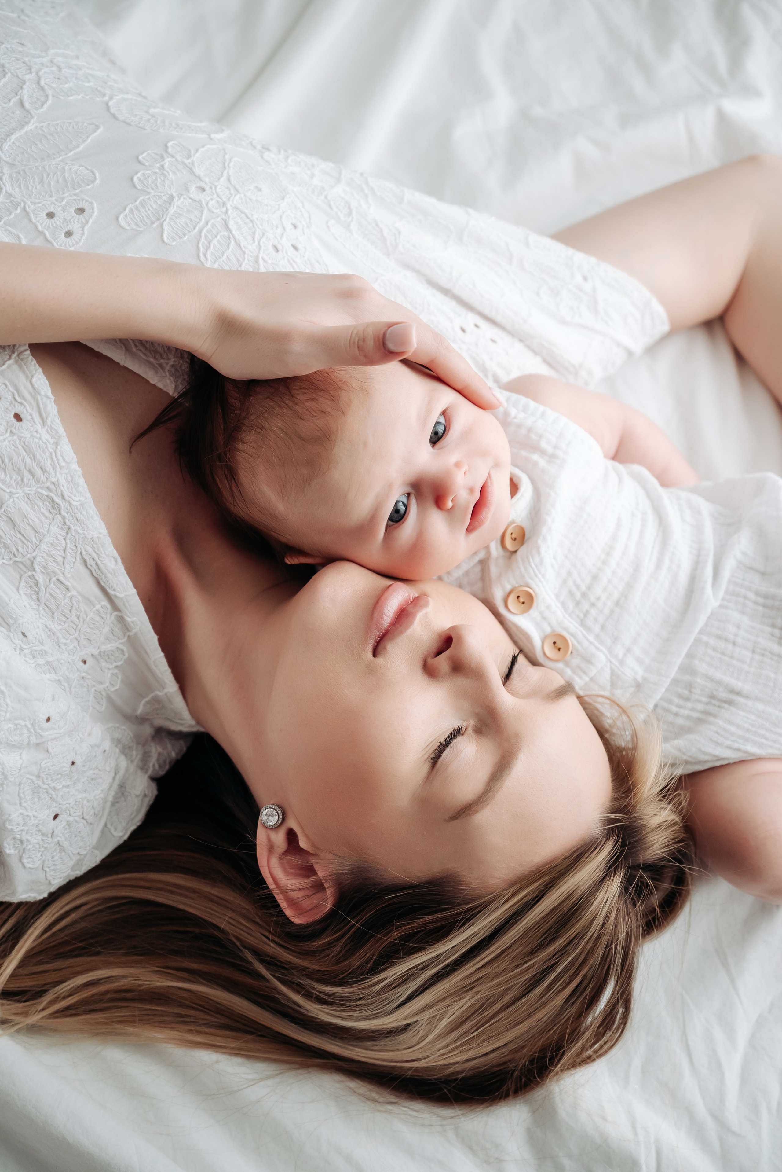Newborn. Фотограф Татьяна Ульянова. Съёмка выписки из роддома, Таинства Крещения
