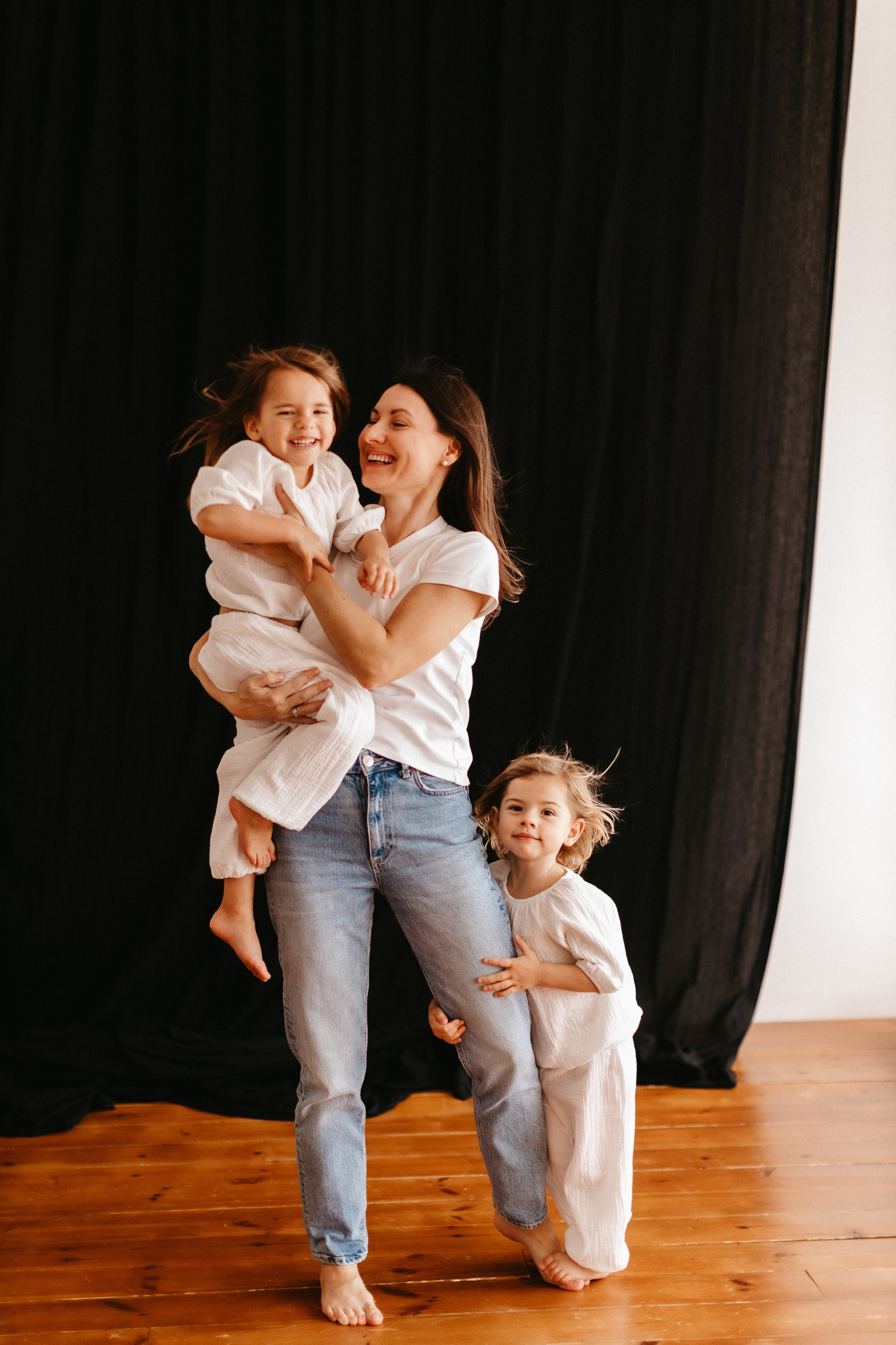 Мама и девочки. Евгения Пелипас