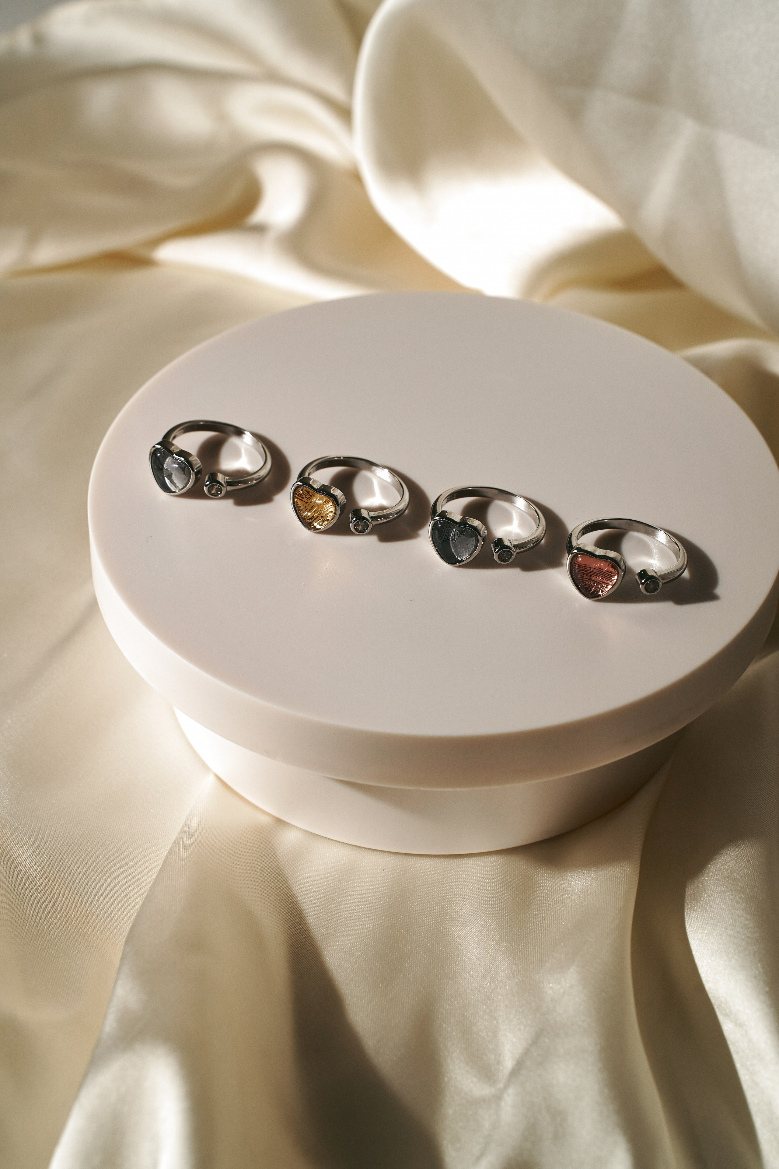 Кольца. Фотограф