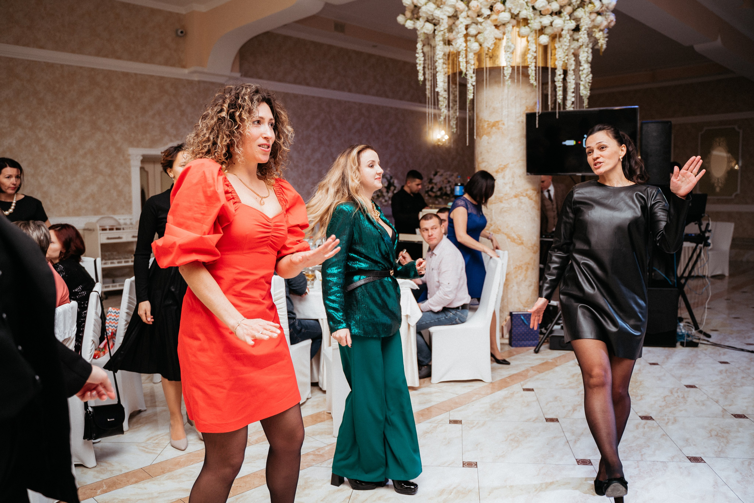 Новый год (РЭС). Свадебный фотограф в Симферополе