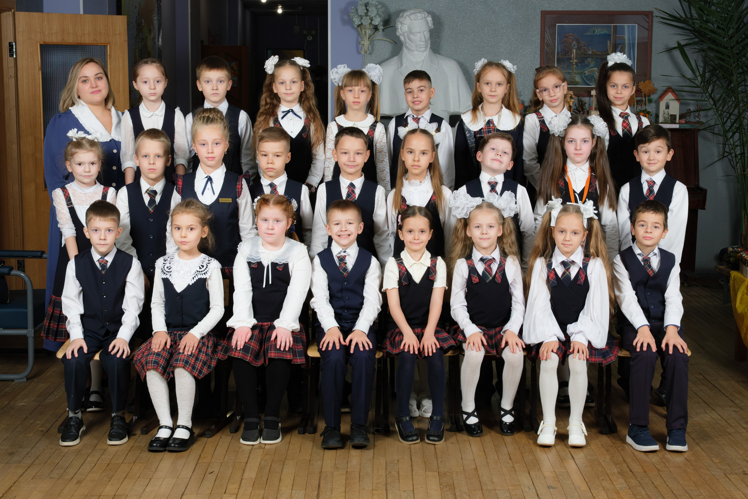 Гимназия 80 «1Б» 2025. Фотограф Сергей Катаев