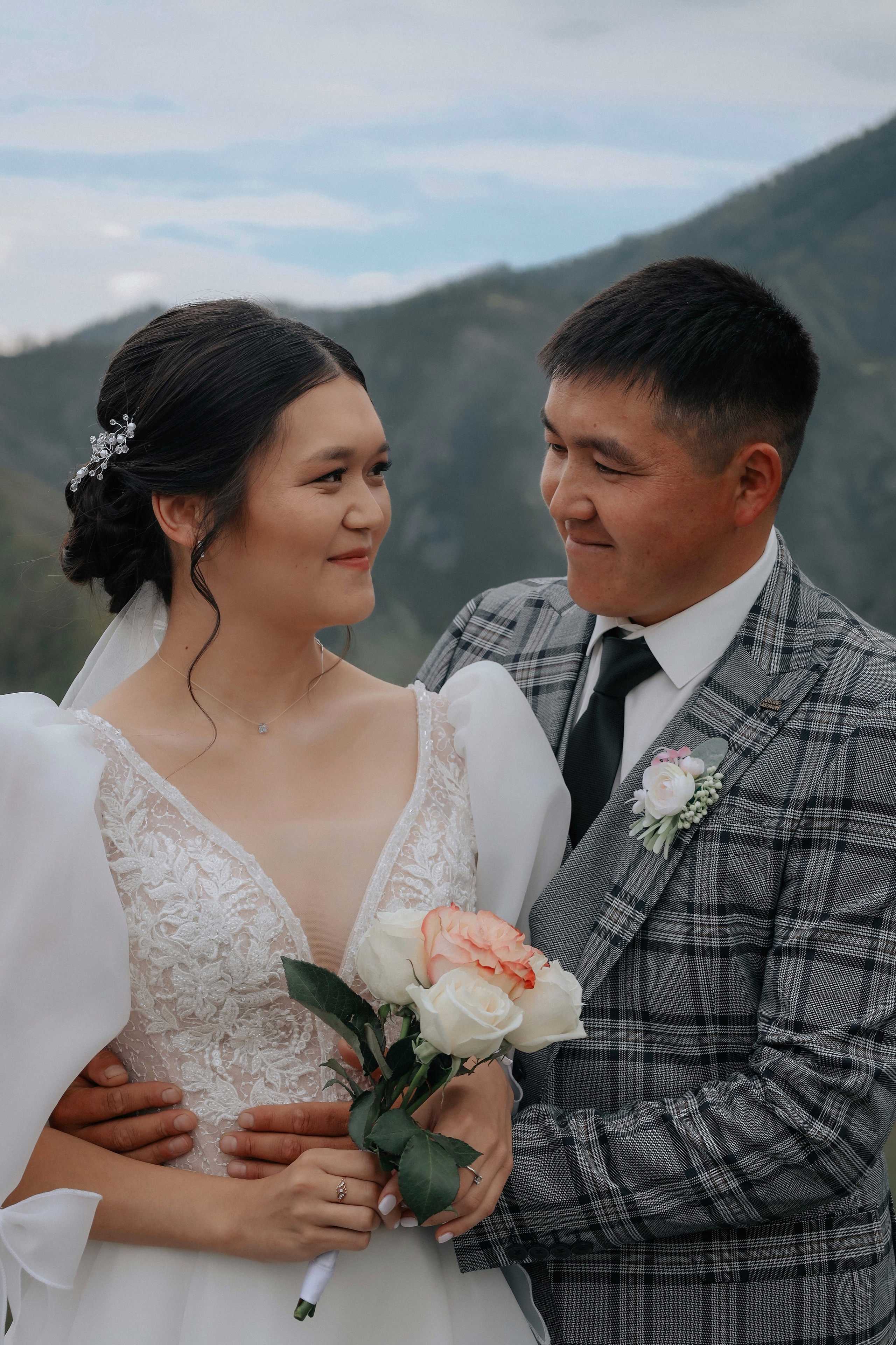 Аткыр и Айсана. Фотограф Горный Алтай