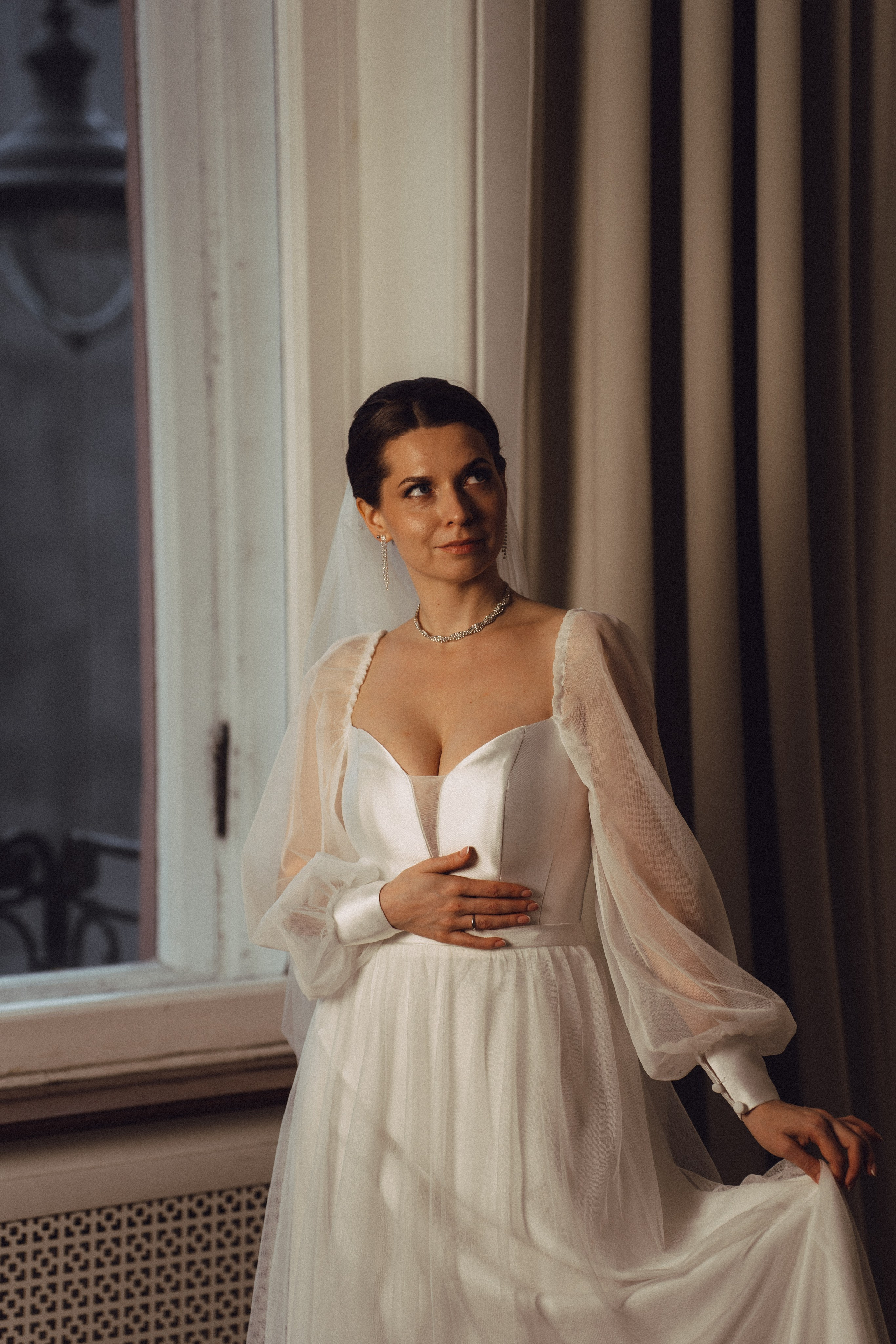 СВАДЕБНАЯ СЬЕМКА ВО ВТОРОМ ДВОРЦЕ (ДЕКАБРЬ) ТАКЖЕ СЬЕМКА В СТУДИИ НА ЧЕРНЫШЕВСКОЙ. Профессиональный фотограф, Санкт-Петербург — Виктория Богомолова