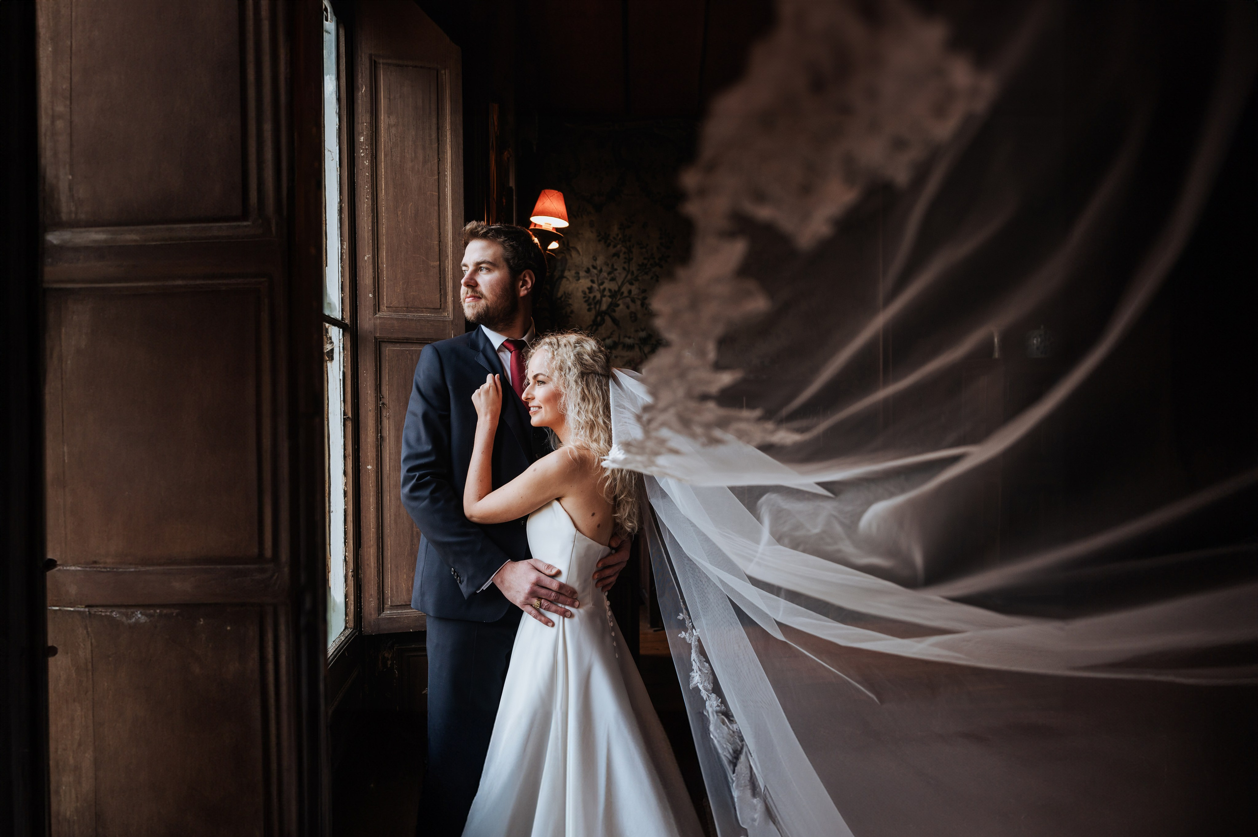 Golden Moments Editing — We do Wedding’s Retouch and Video Editing