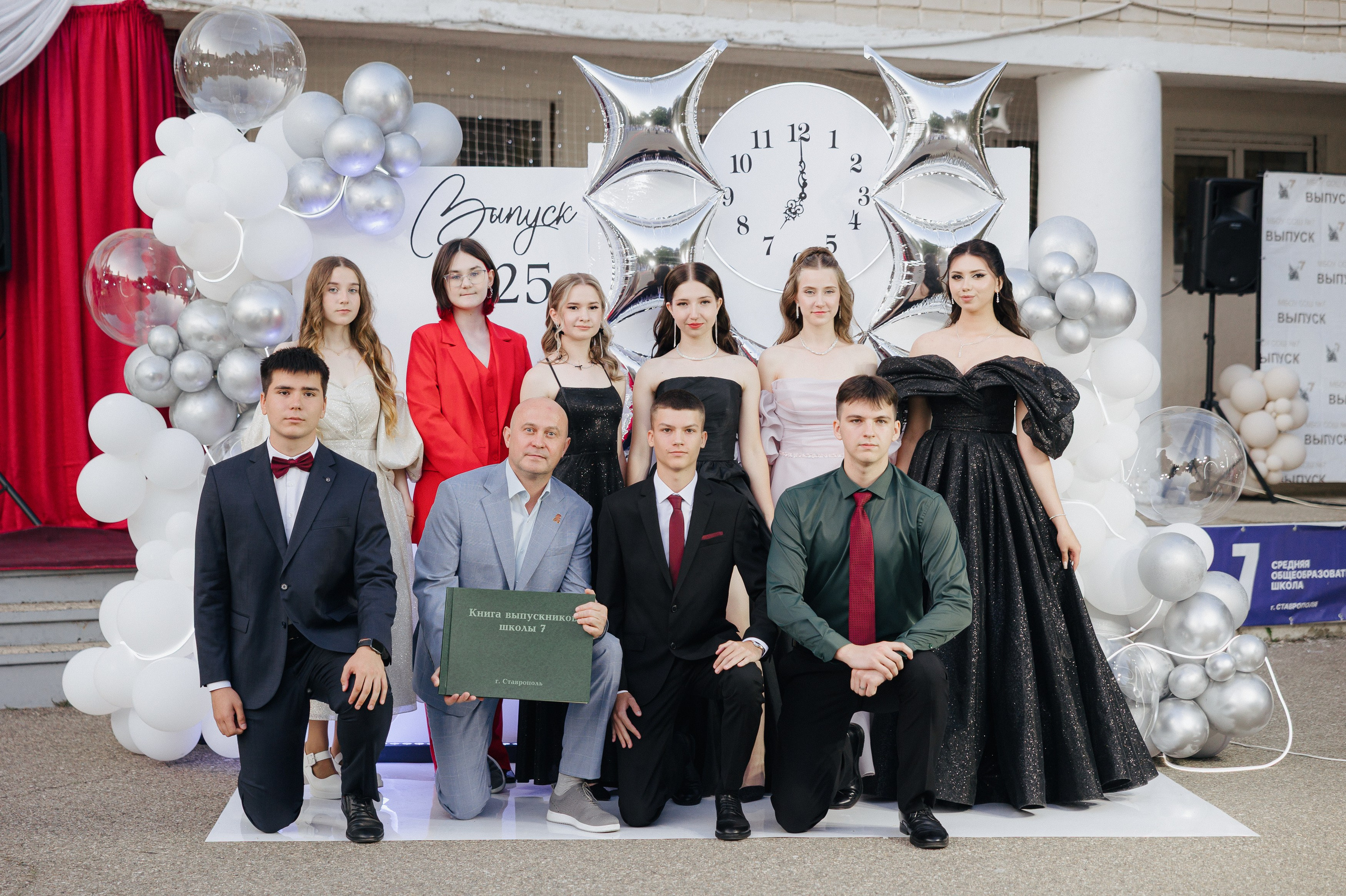 Вручение аттестатов. Свадебный фотограф Роман Еремеев