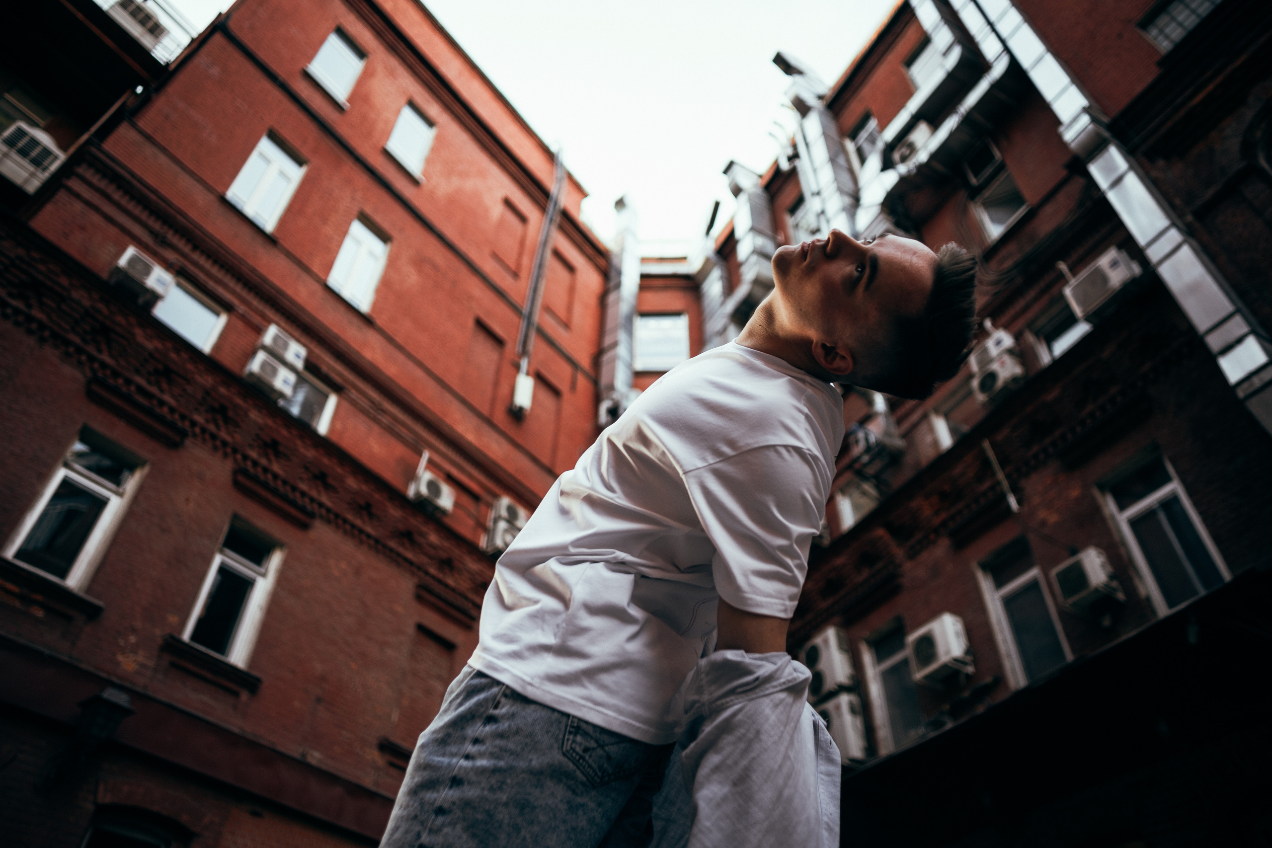 Слава улица