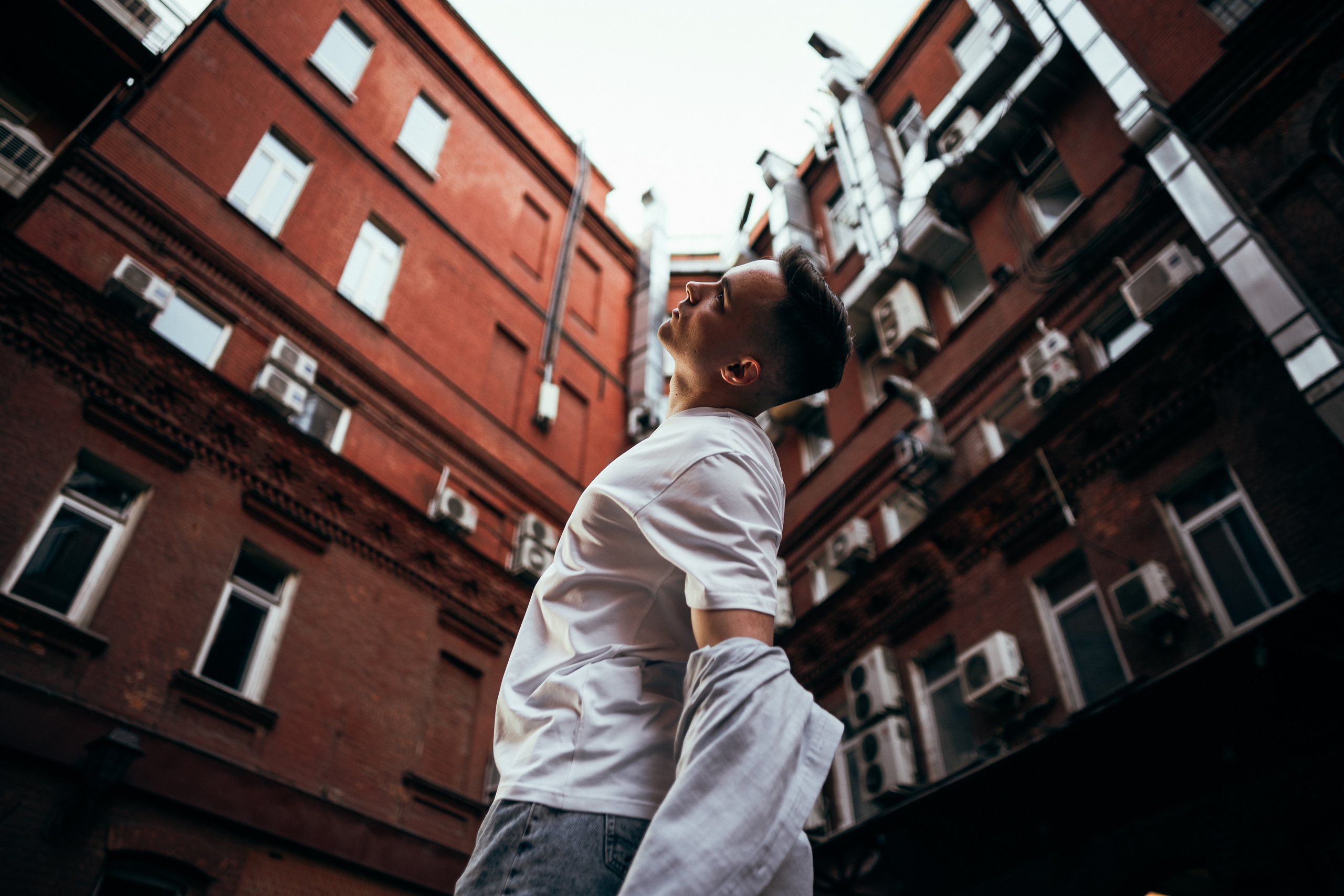 Слава улица