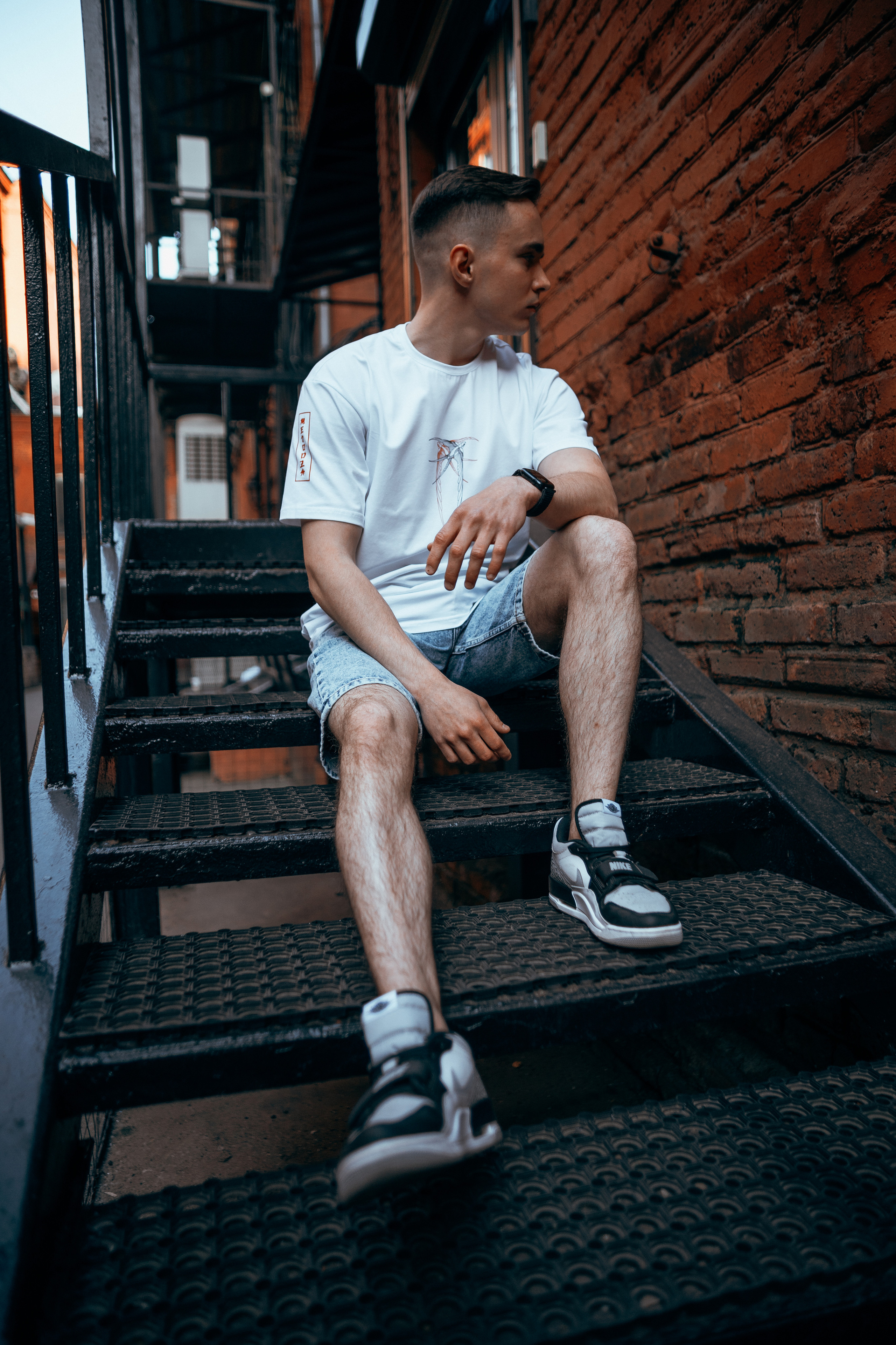 Слава улица