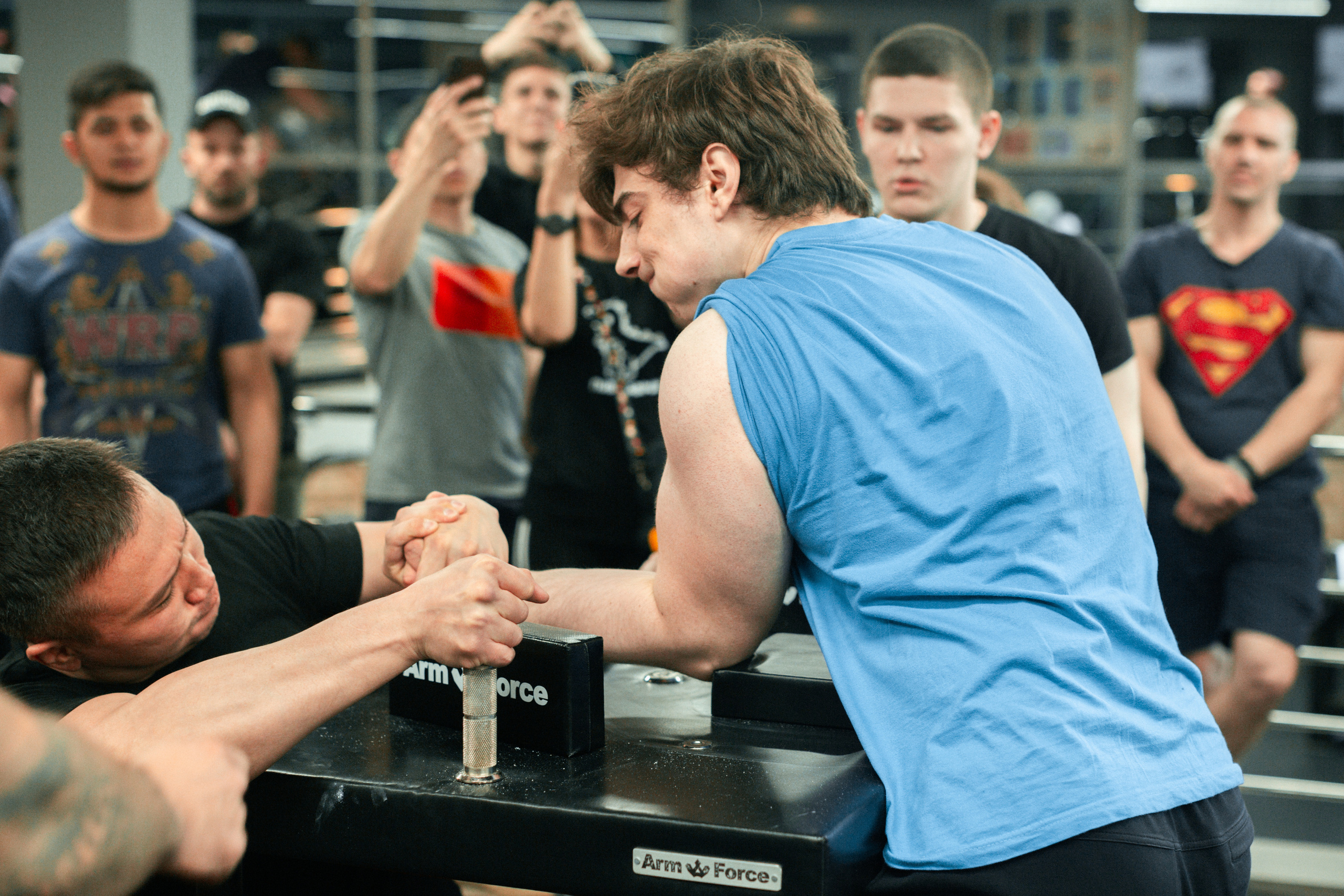 Соревнования по армрестлингу