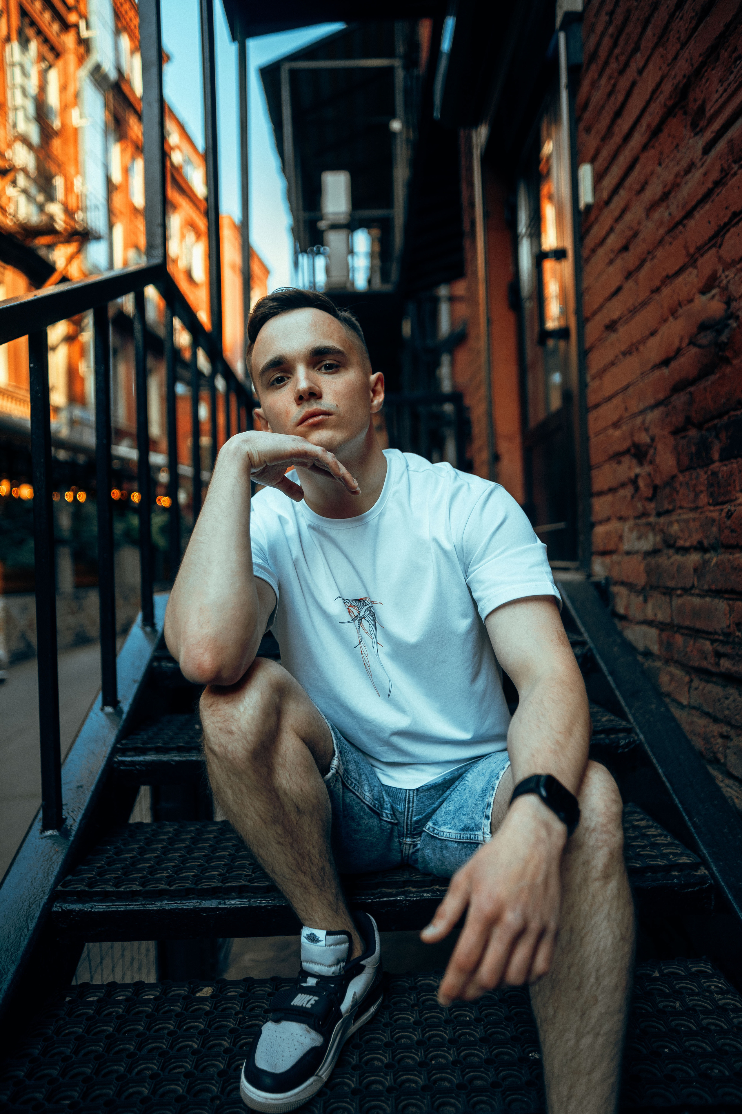 Слава улица