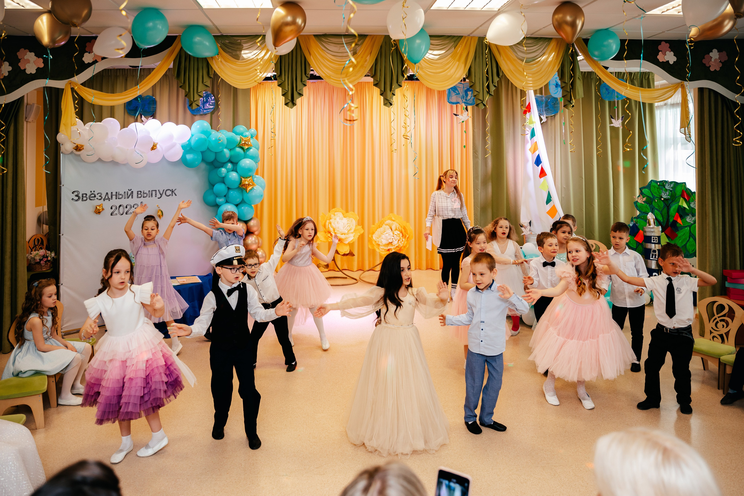 Выпускной в детском саду. Семейный lifestyle фотограф в Санкт-Петербурге Людмила Пахомова