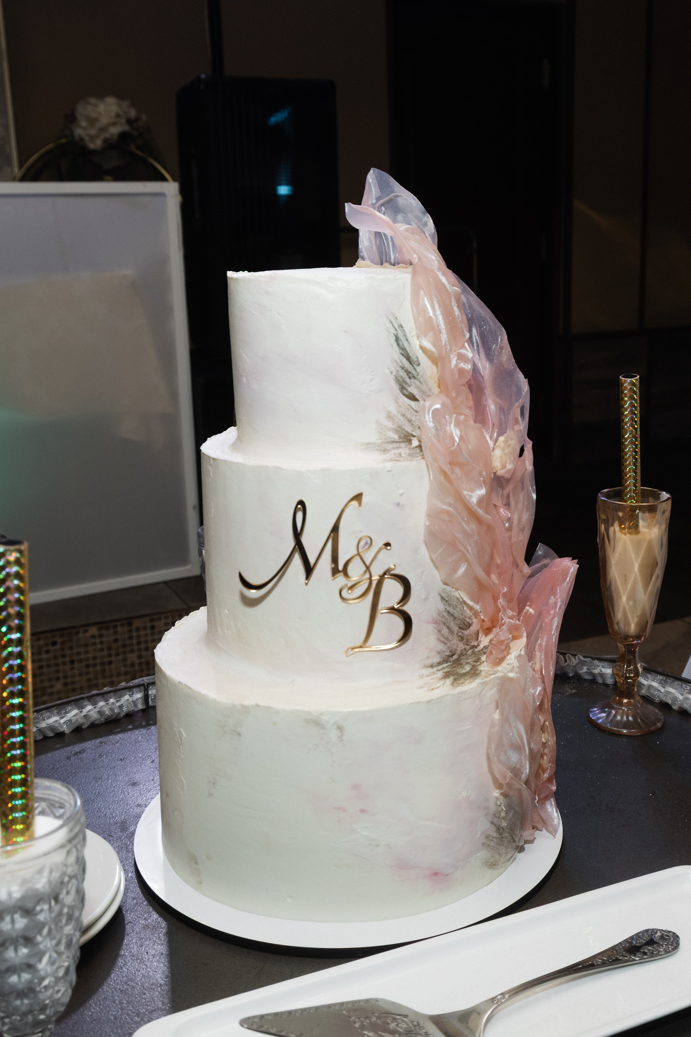 Михаил и Виктория. Свадебный и семейный фотограф в г. Волхов Алексей Кочерыжкин