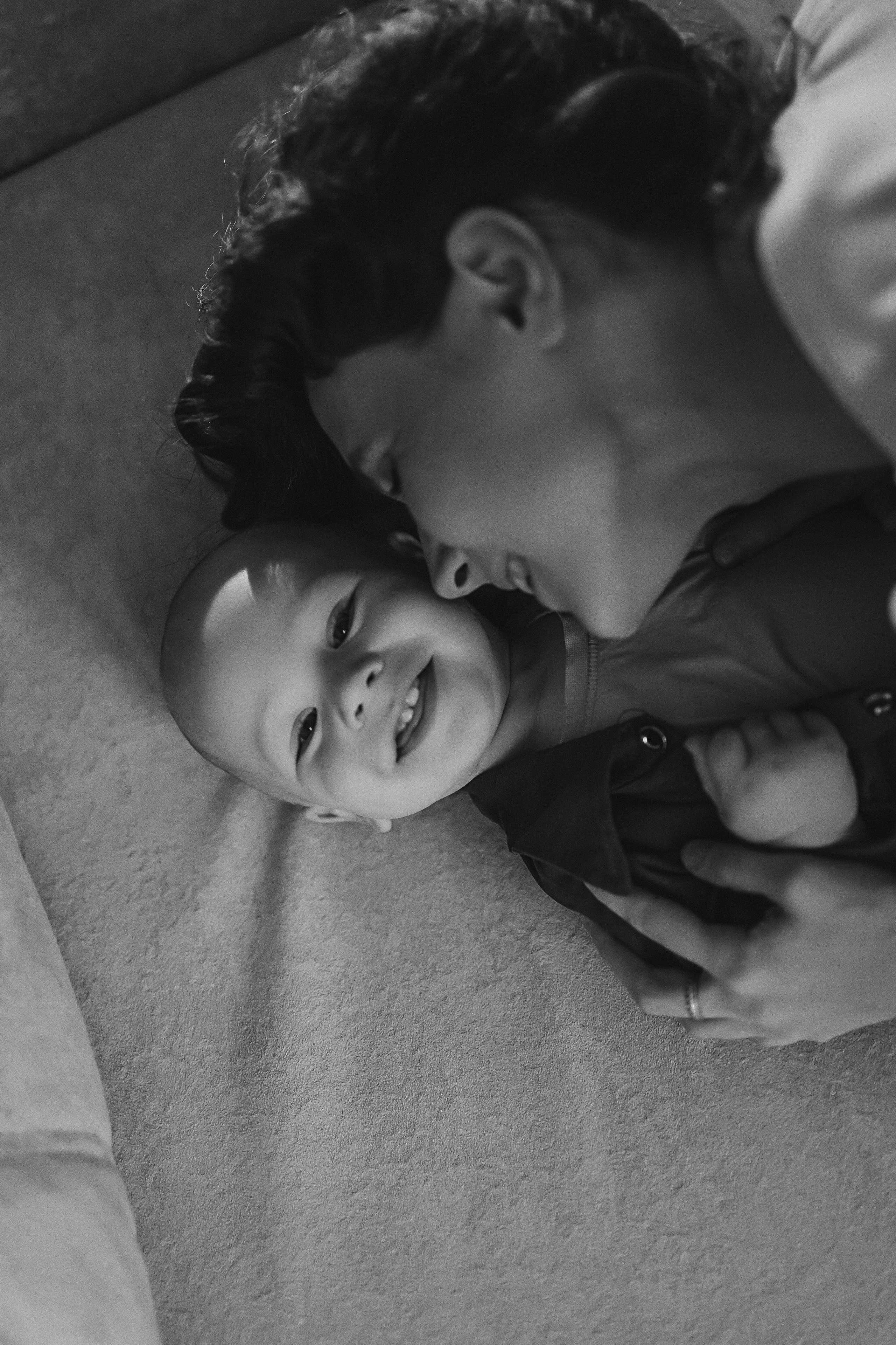 1 год Леону. Семейный фотограф Тюмень, фотограф на роды Салмина Мария