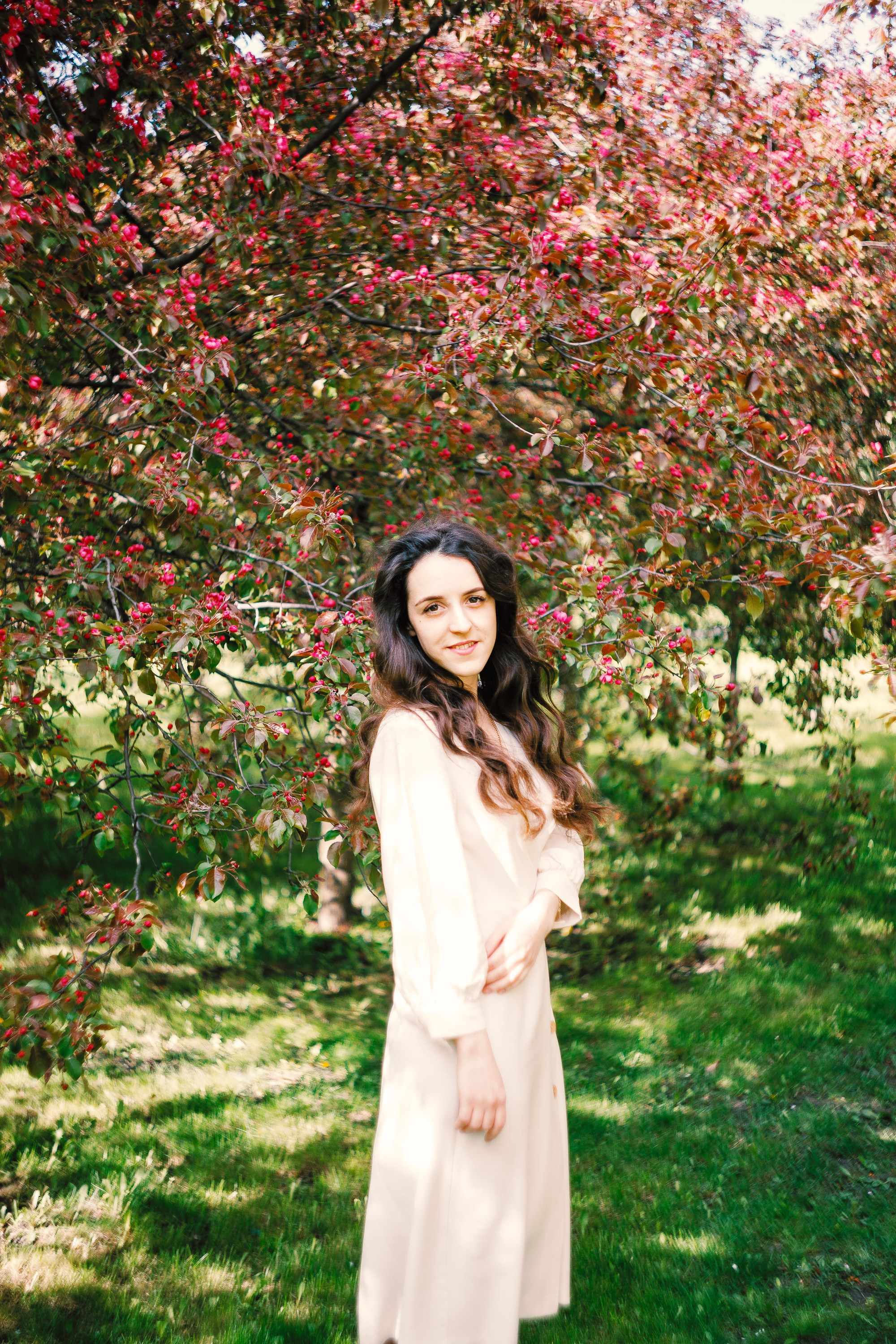 Фотосессия в цветущем саду