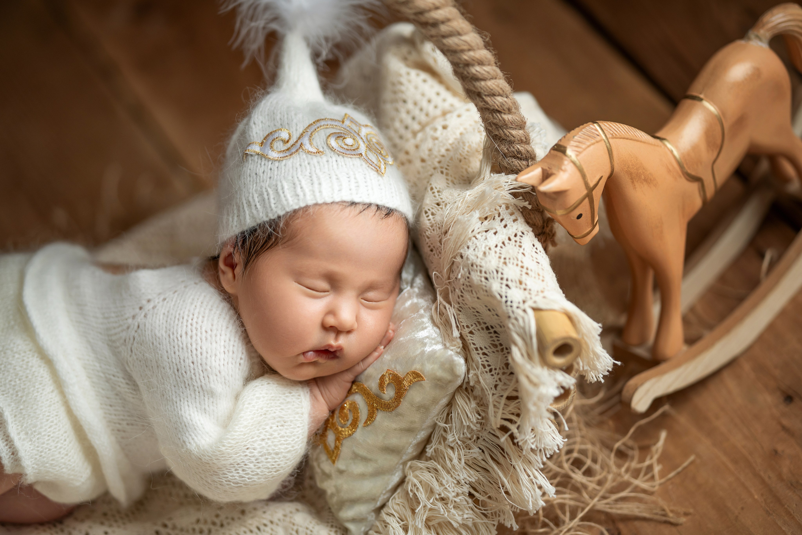 Newborn. Творческая команда Ульяшевы, свадебная и семейная фотография. Кахахста